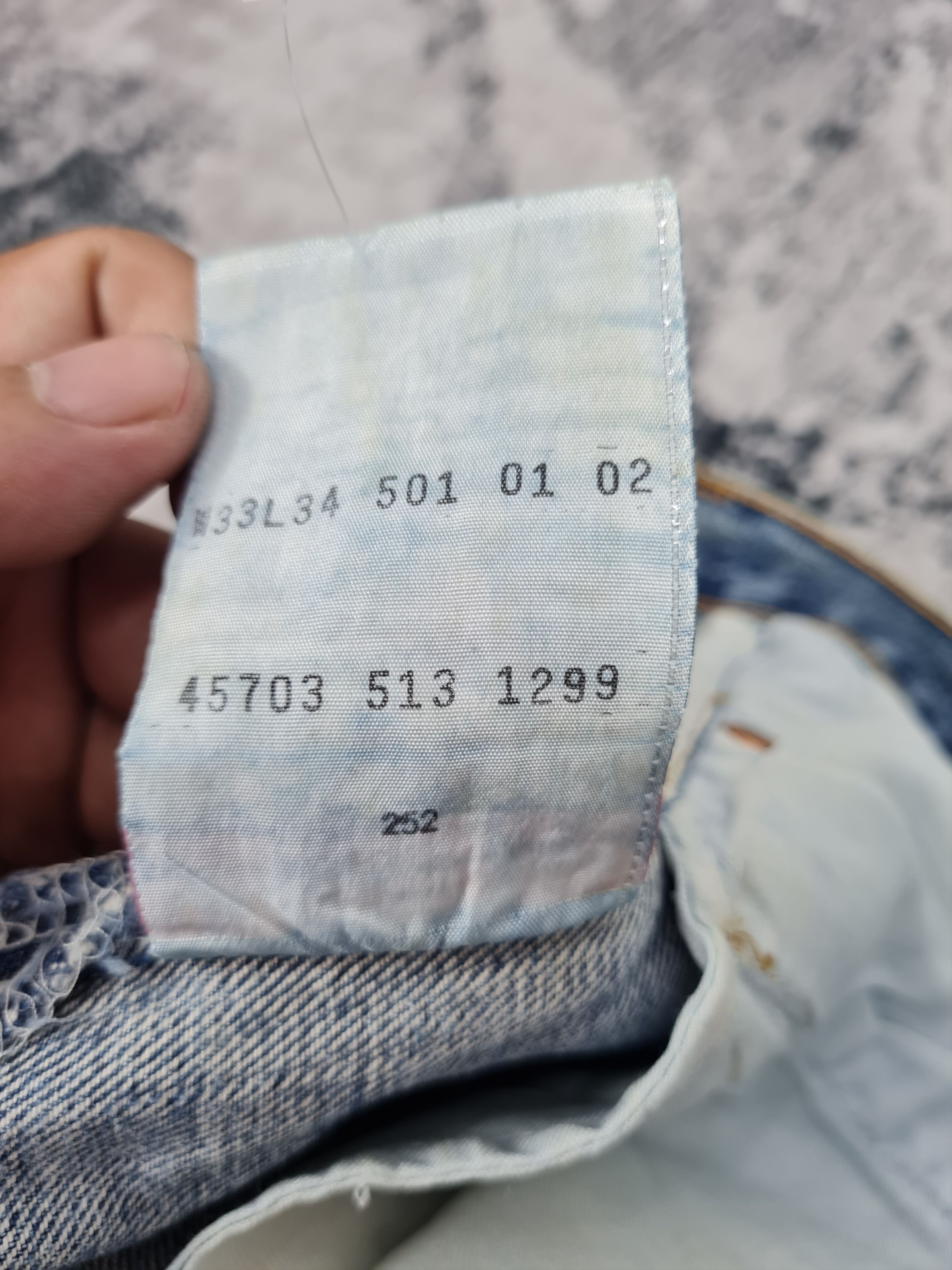 Levi's Vintage LEVIS 501 Light Wash Distressed 32x30.5 Jeans L0269 Size US 32 / EU 48 - 11 Thumbnail