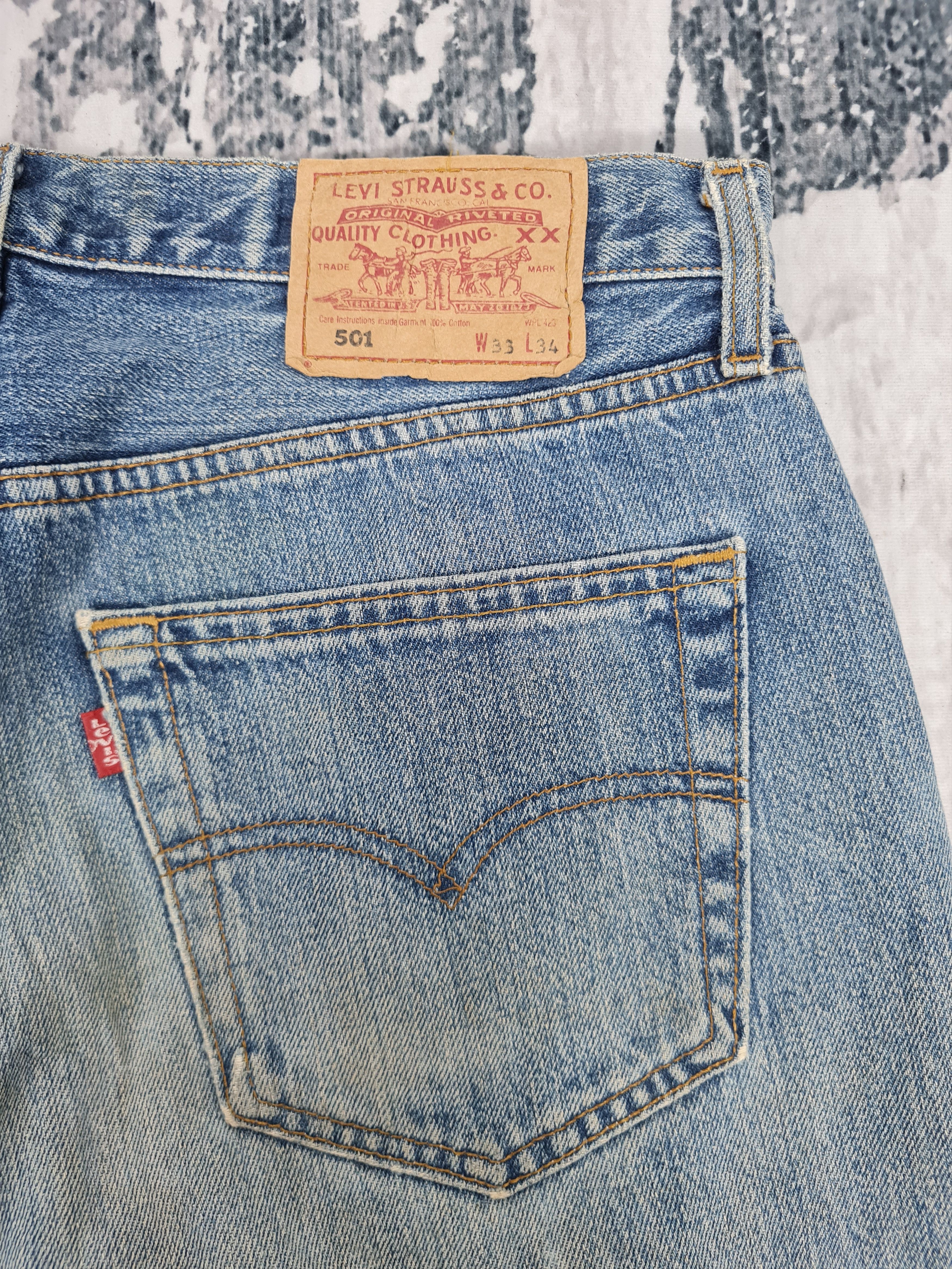 Levi's Vintage LEVIS 501 Light Wash Distressed 32x30.5 Jeans L0269 Size US 32 / EU 48 - 7 Thumbnail
