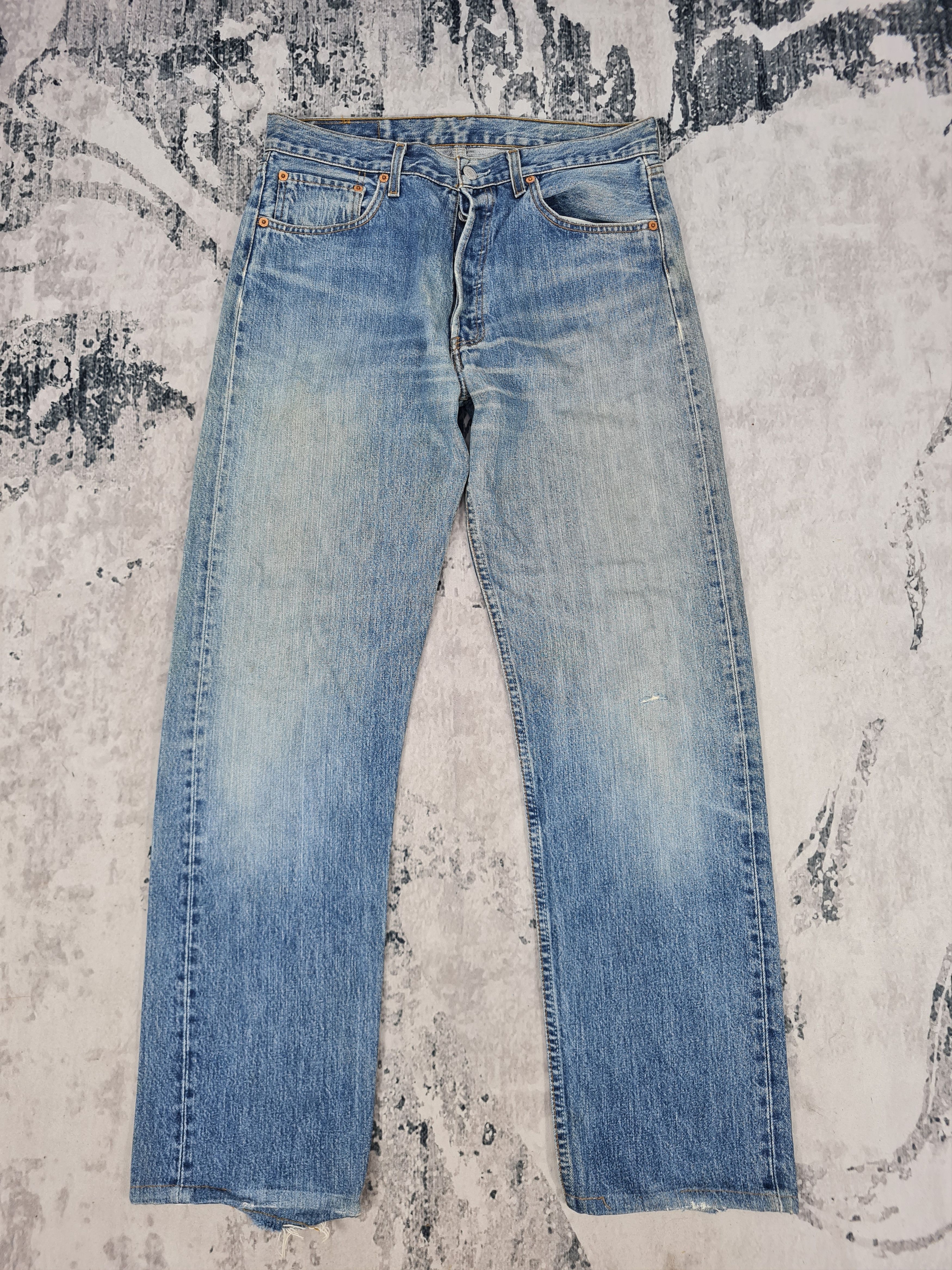 image of Vintage Levis 501 Light Wash Distressed 32X30.5 Jeans L0269 in Blue, Men's