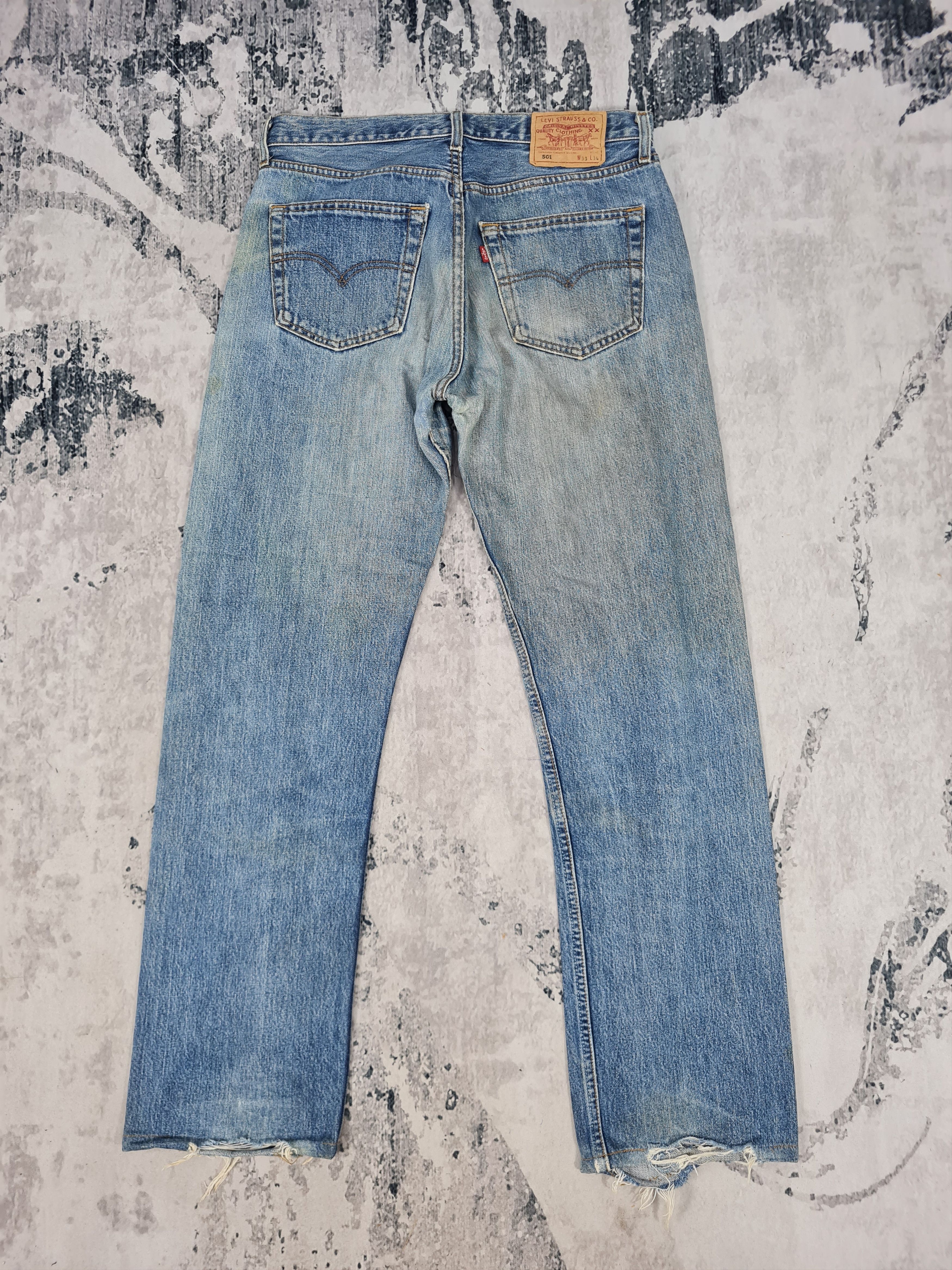 Levi's Vintage LEVIS 501 Light Wash Distressed 32x30.5 Jeans L0269 Size US 32 / EU 48 - 2 Thumbnail