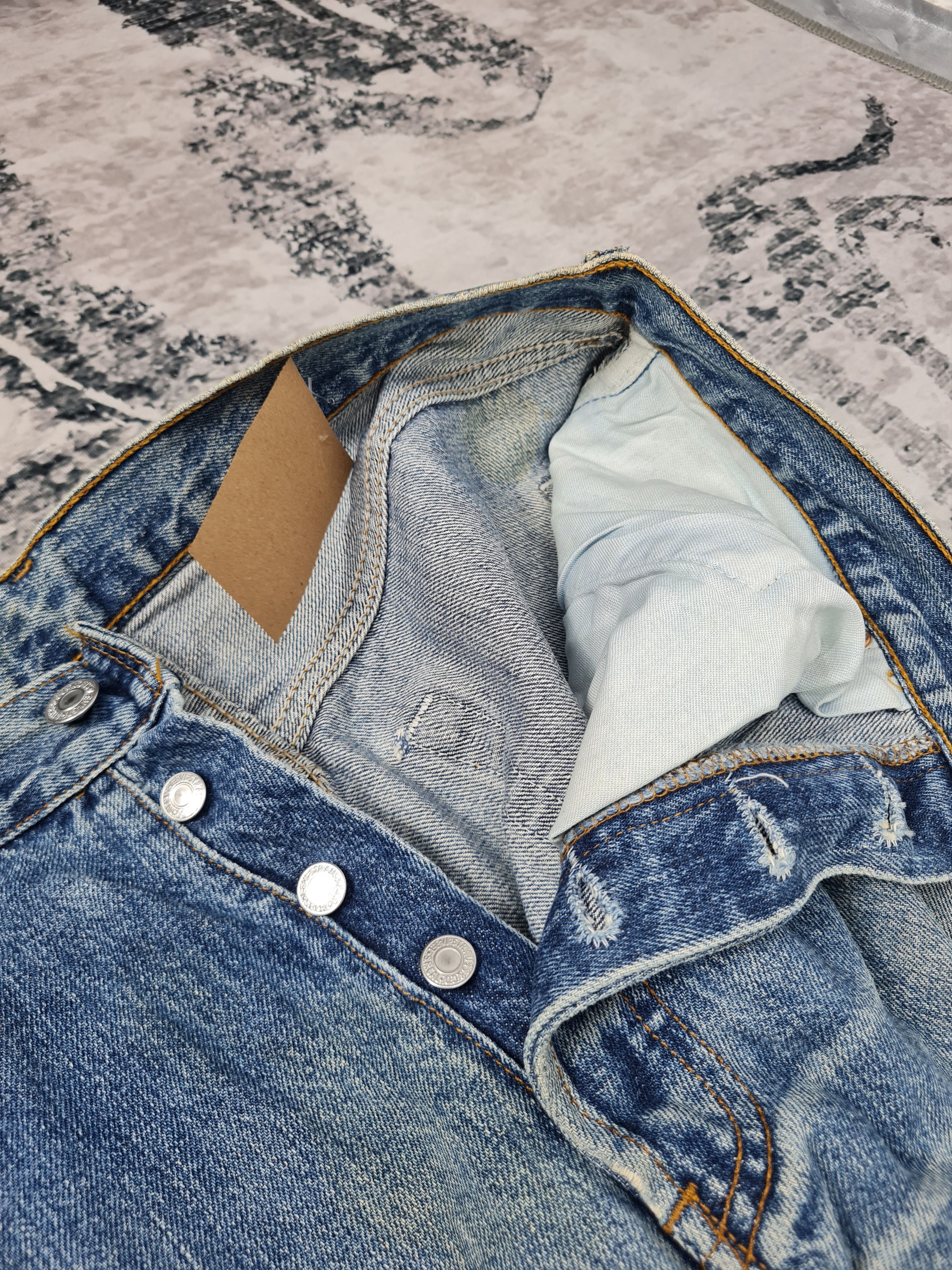 Levi's Vintage LEVIS 501 Light Wash Distressed 32x30.5 Jeans L0269 Size US 32 / EU 48 - 9 Thumbnail