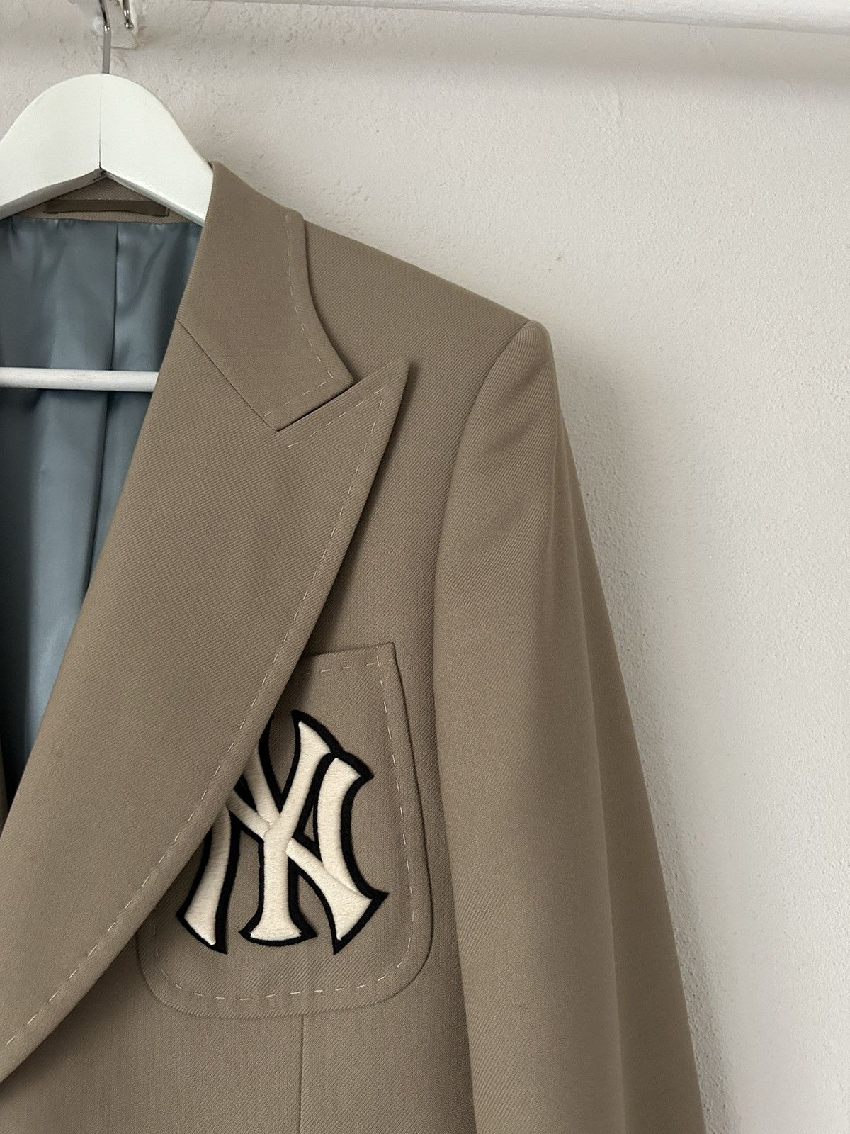 Gucci × New York Yankees Extremely Rare Limited Edition MLB Yankee Embroidery Blazer Size US S / EU 44-46 / 1 - 4 Thumbnail