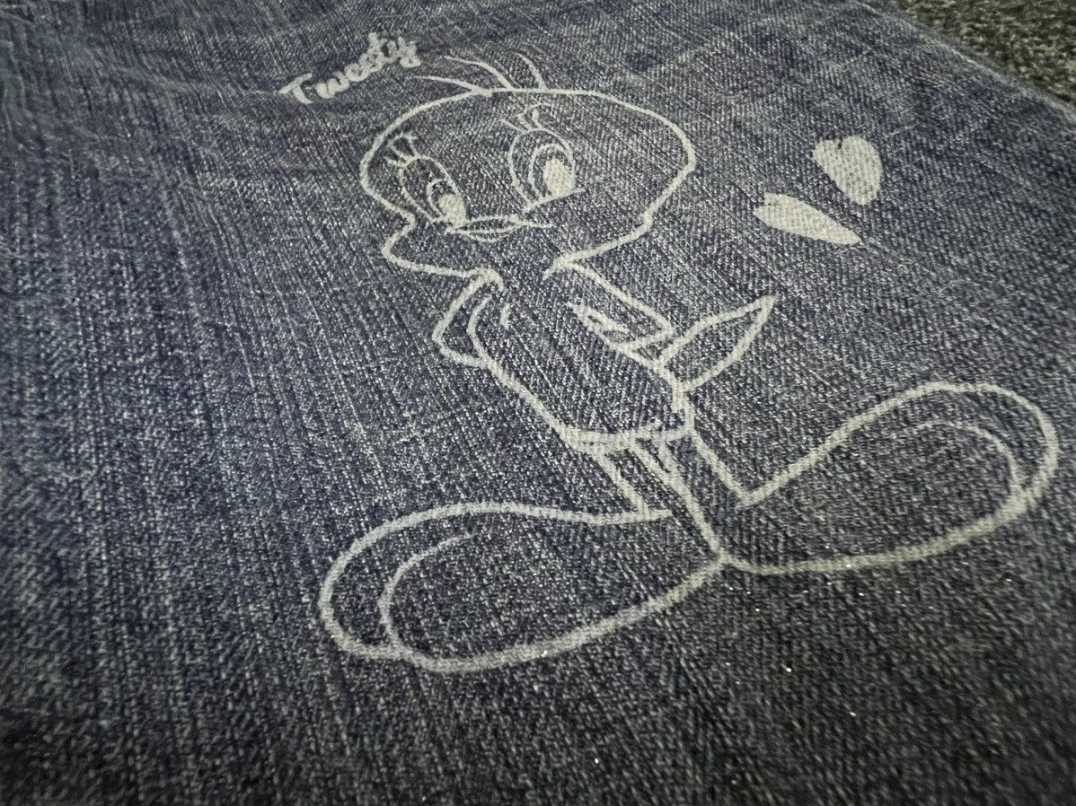 Cartoon Network × Japanese Brand × Vintage VINTAGE TWEETY BIRD LOONEY TUNES STRETCHABLE JEANS Size 28" / US 6 / IT 42 - 8 Thumbnail