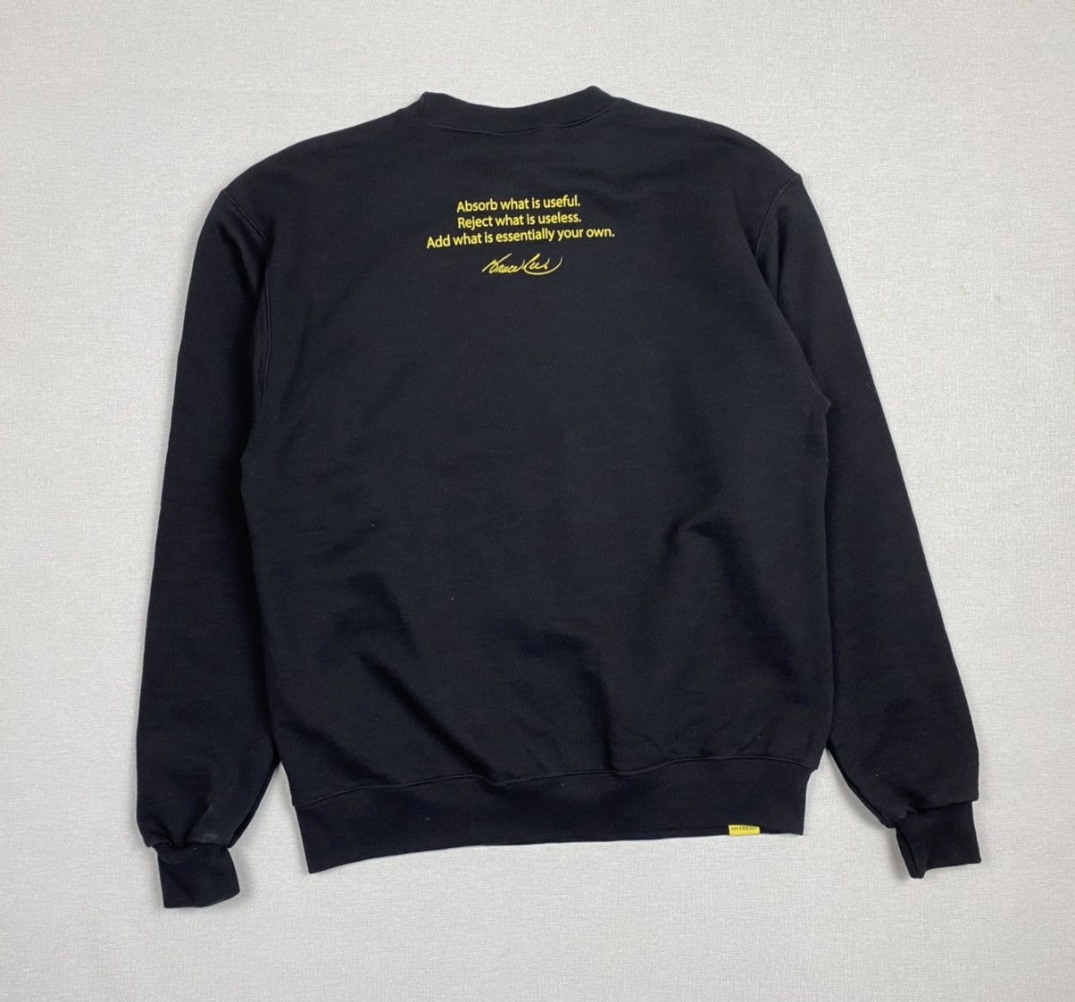 Champion Men’s Champion X Bruce Lee Sweatshirt size M Size US M / EU 48-50 / 2 - 7 Thumbnail