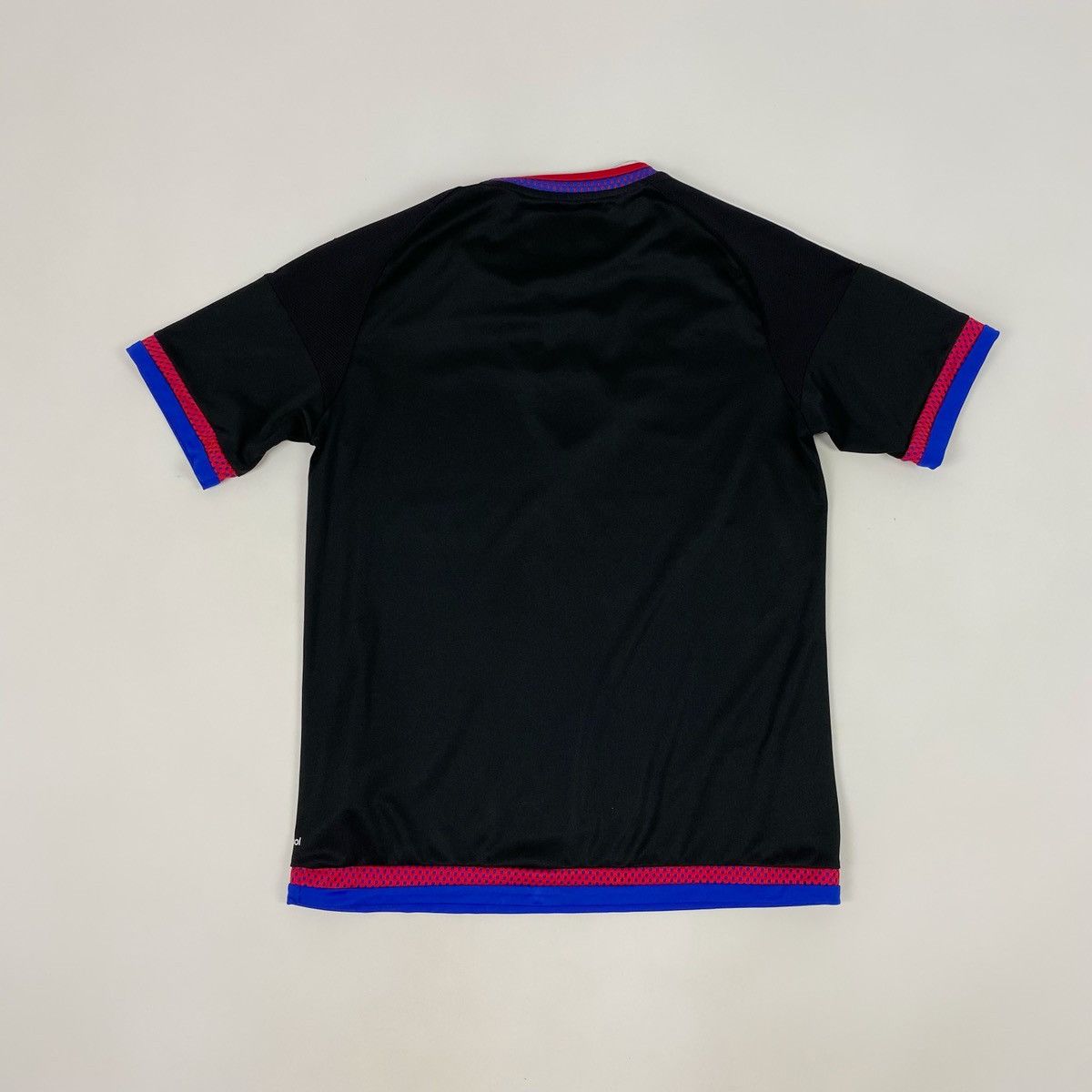 Adidas 2015-2016 Adidas Basel Boys Football Soccer Jersey Size US S / EU 44-46 / 1 - 9 Thumbnail