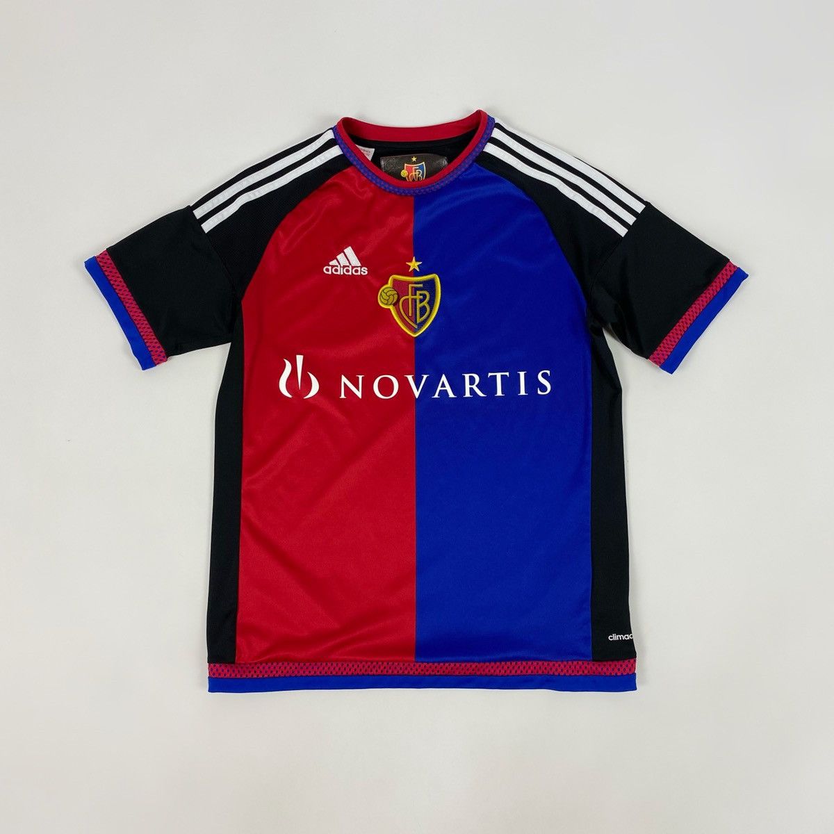 Adidas 2015-2016 Adidas Basel Boys Football Soccer Jersey Size US S / EU 44-46 / 1 - 1 Thumbnail