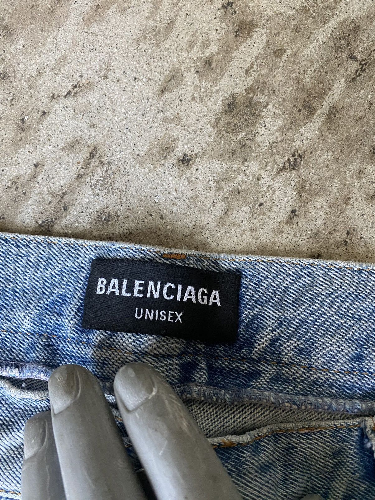 Balenciaga BALENCIAGA SAMPLE DISTRESSED DENIM JEANS (WITHOUT BOXERS) Size US 35 - 3 Thumbnail