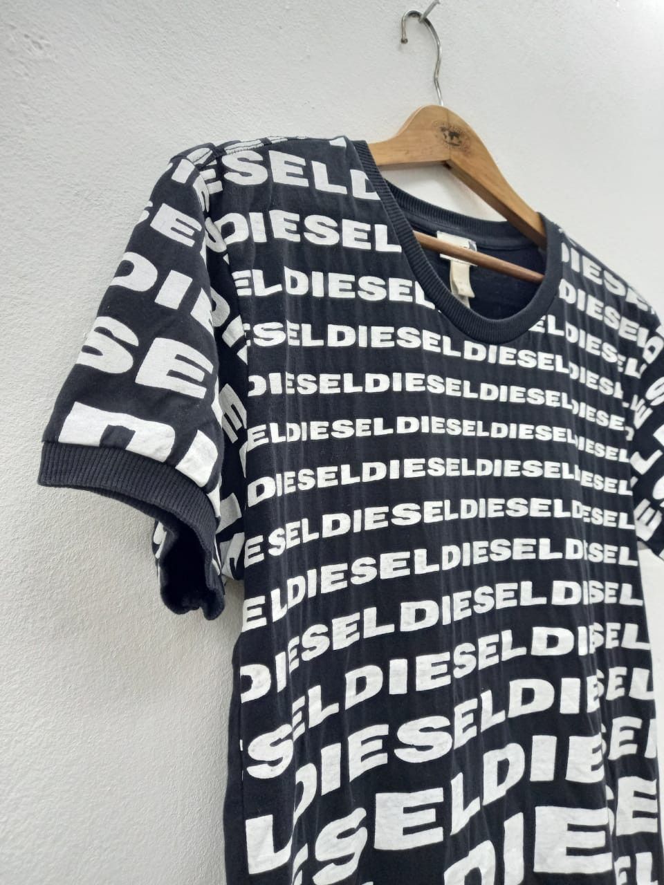 Diesel Diesel Full print Words Size US S / EU 44-46 / 1 - 3 Thumbnail