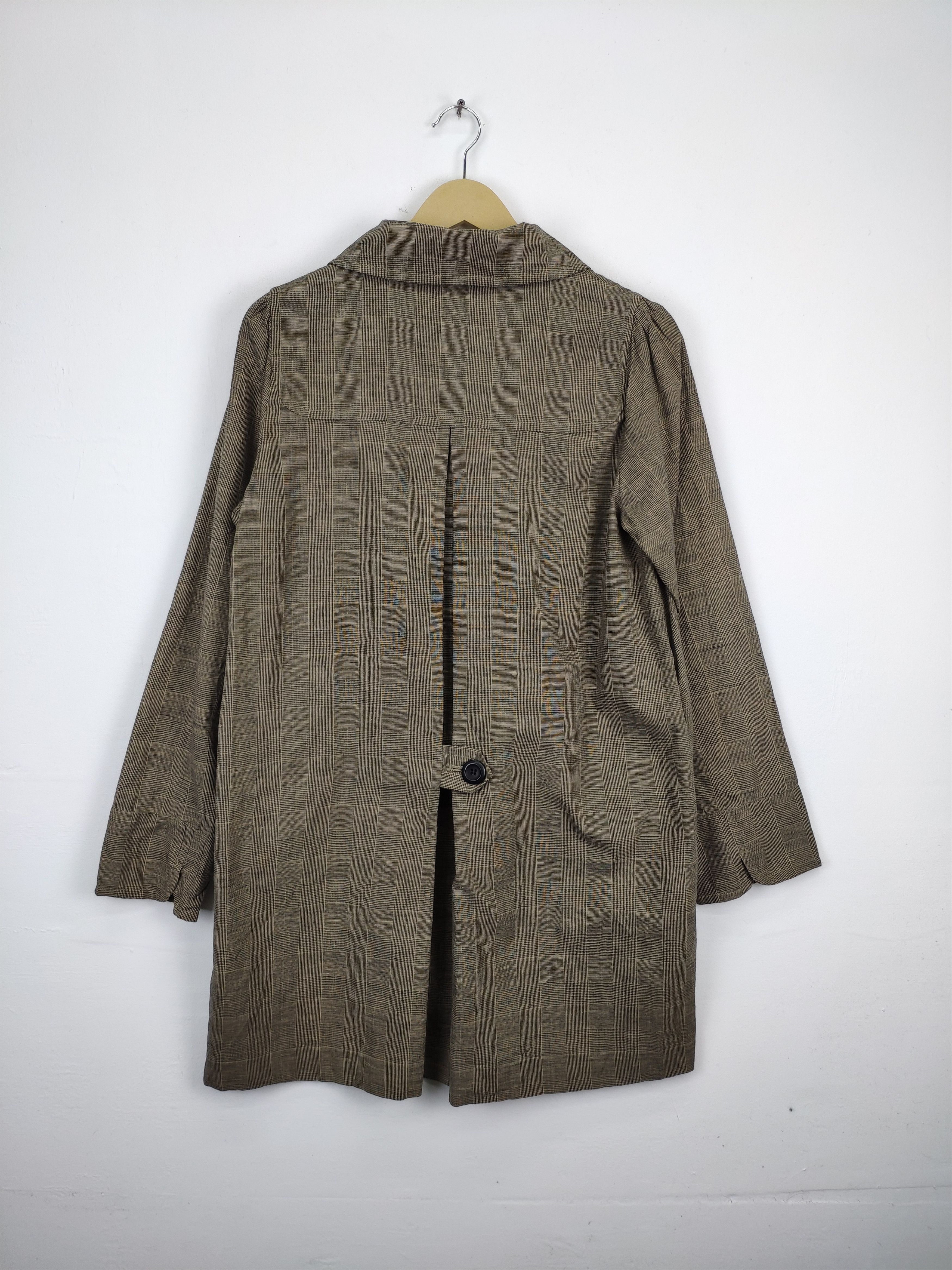 Japanese Brand × Le Grande Bleu (L.G.B.) × Vintage Women Blouse Issey Miyake Style Button Up Size S / US 4 / IT 40 - 2 Thumbnail
