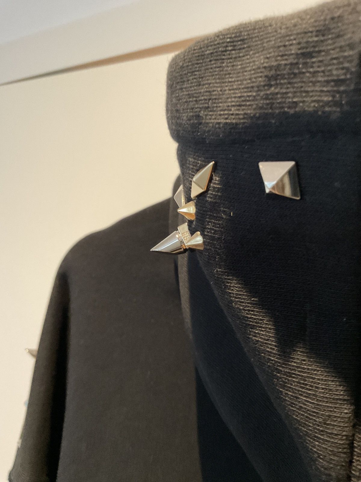 Givenchy Givenchy stud embellished hoodie BLACK Size US S / EU 44-46 / 1 - 6 Thumbnail