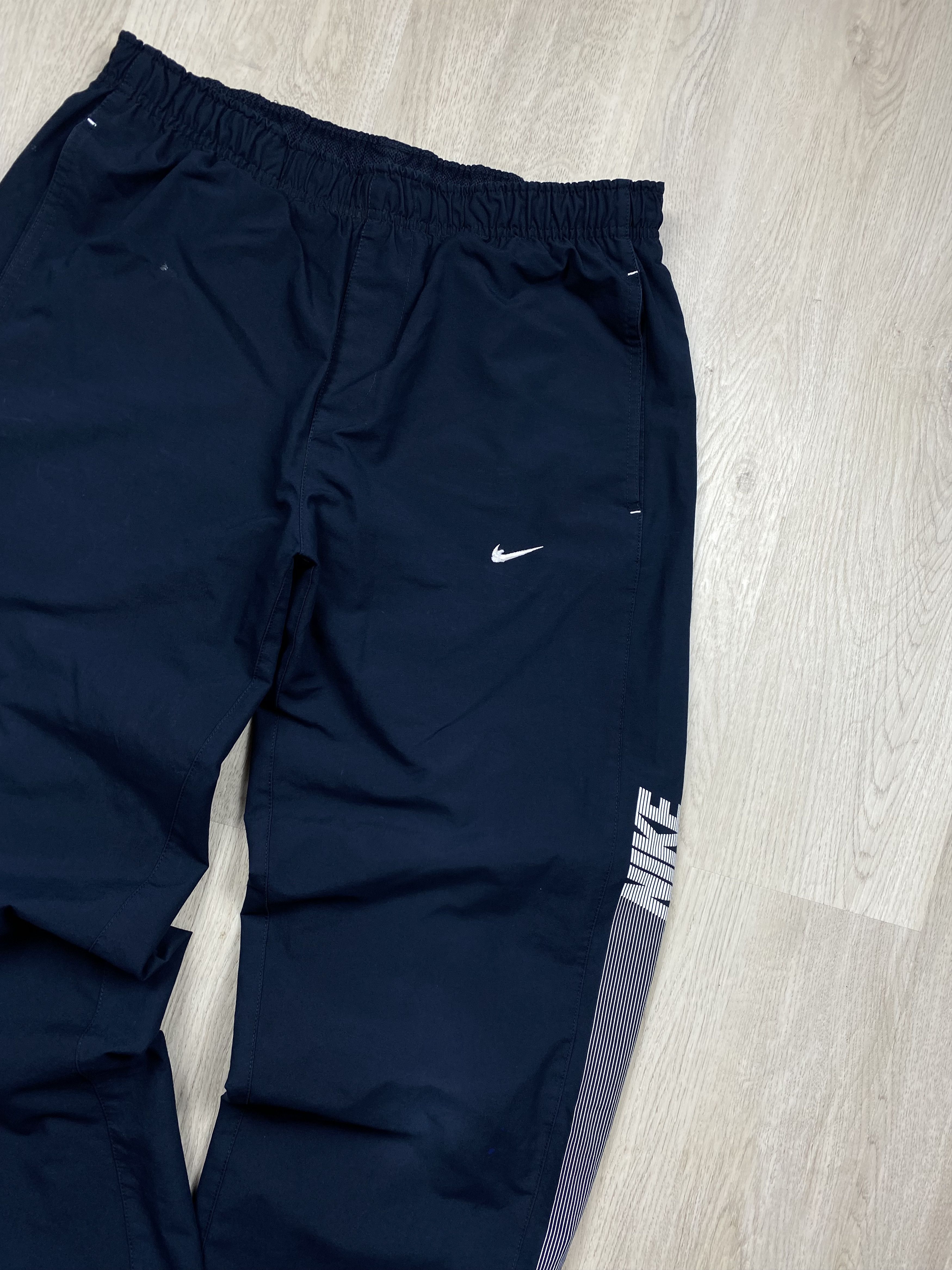 Nike Nike Vintage Faded Mens Nylon Track Pants Y2K Drill style Size US 32 / EU 48 - 2 Thumbnail