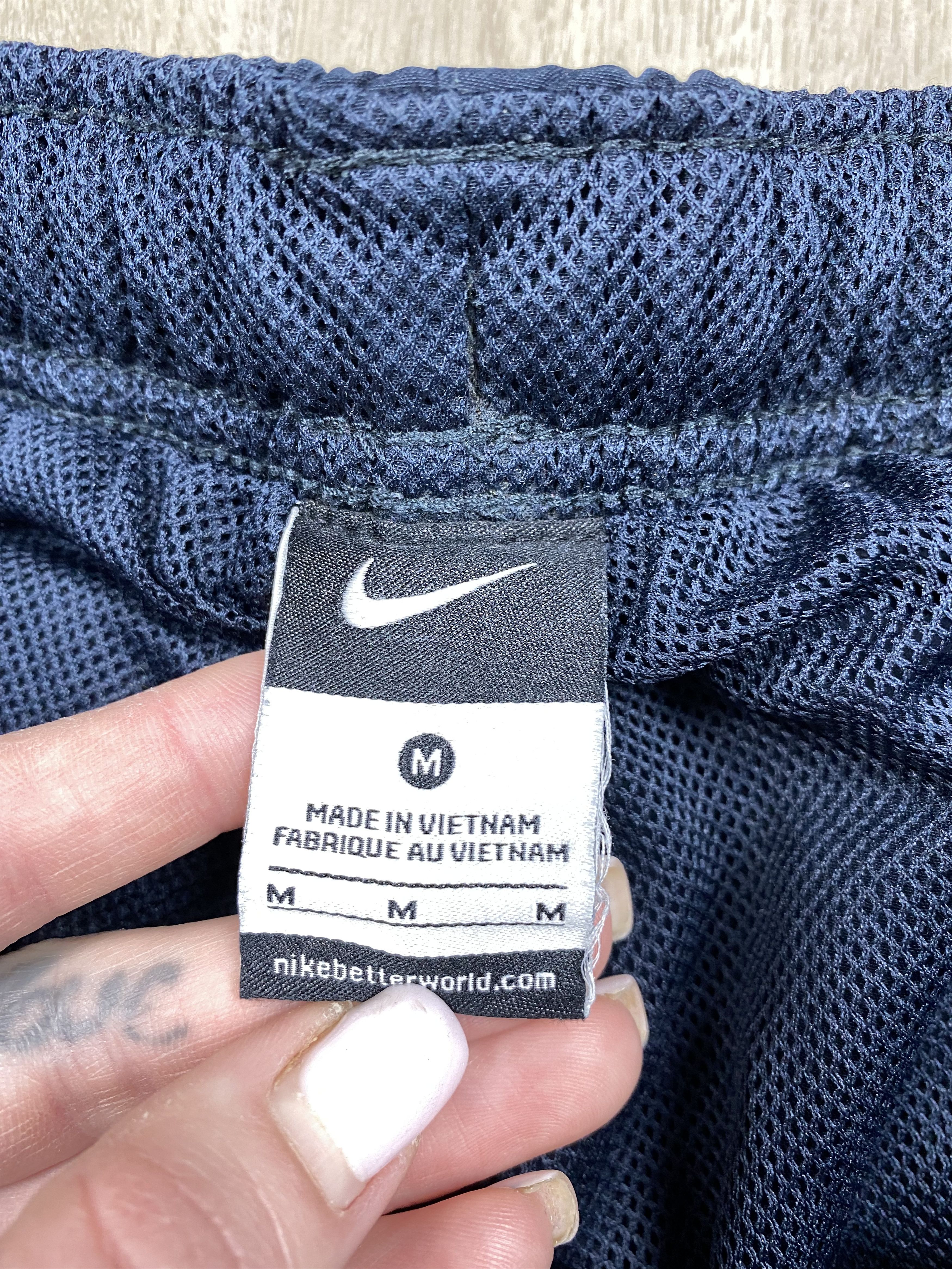 Nike Nike Vintage Faded Mens Nylon Track Pants Y2K Drill style Size US 32 / EU 48 - 8 Thumbnail