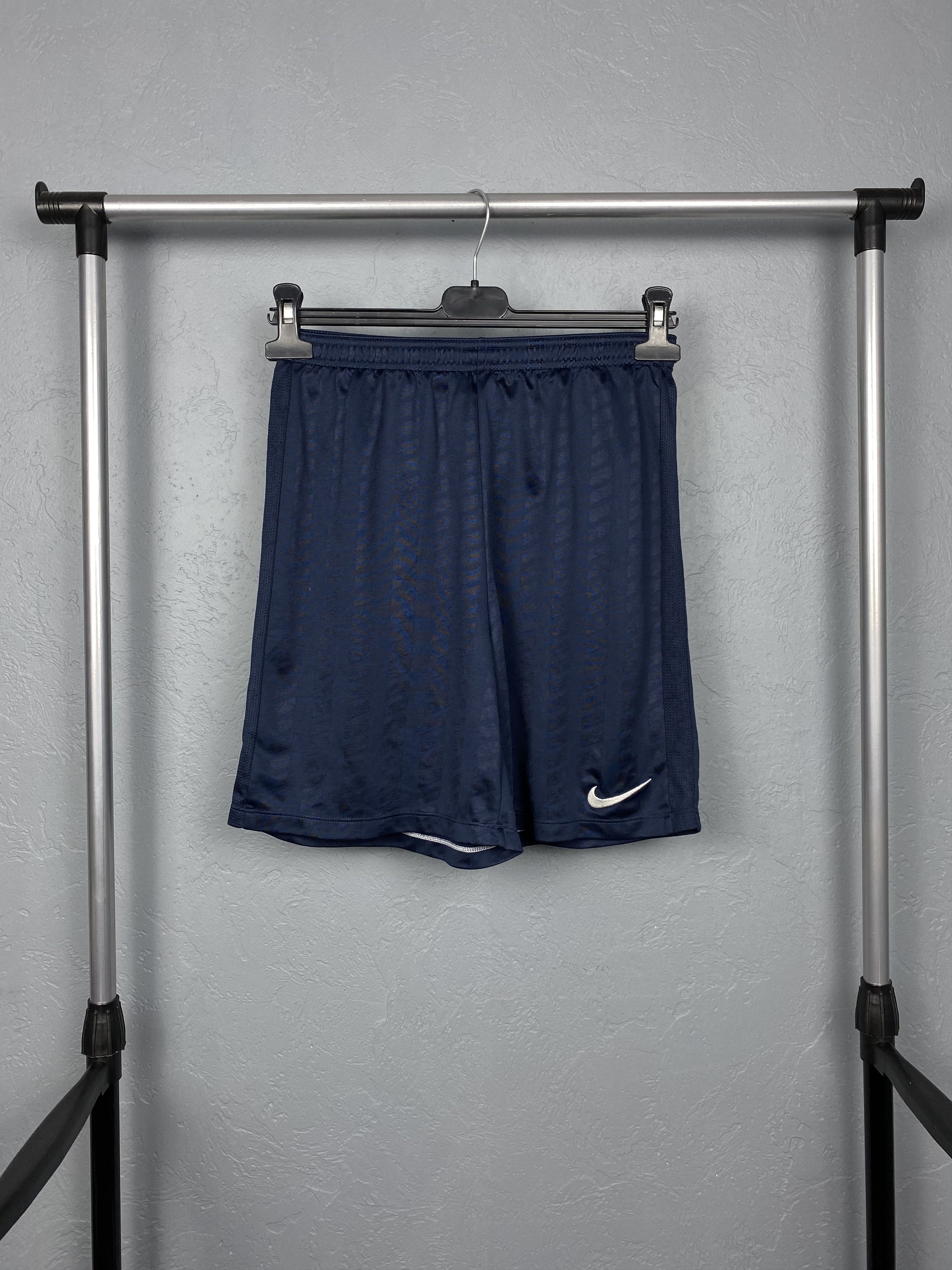 Nike × Vintage Vintage Nike Mens Shorts Dri Fit Y2K Size US 30 / EU 46 - 1 Thumbnail