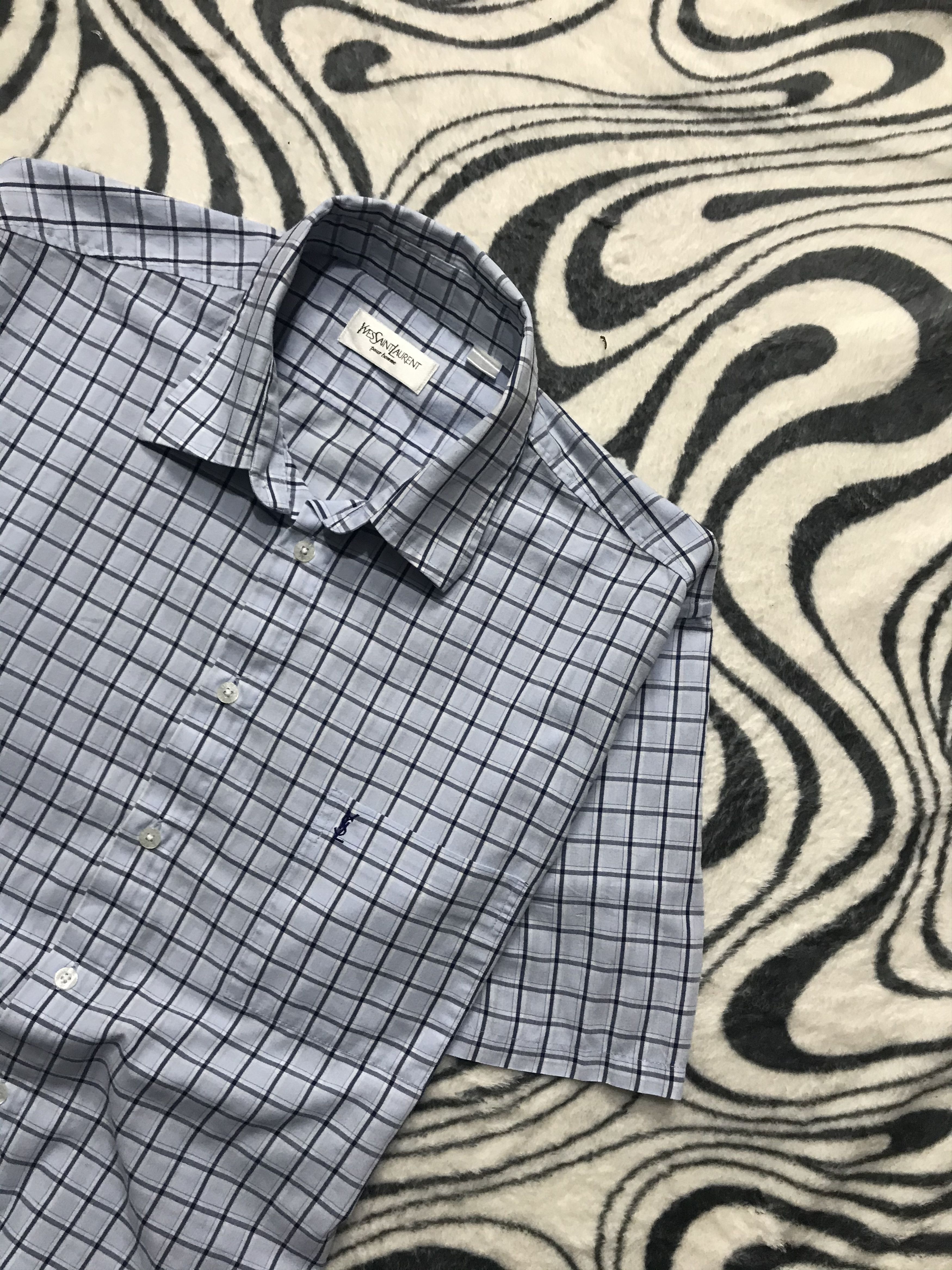 Yves Saint Laurent Yves Saint Laurent YSL mens short sleeve shirt Size US XL / EU 56 / 4 - 2 Thumbnail