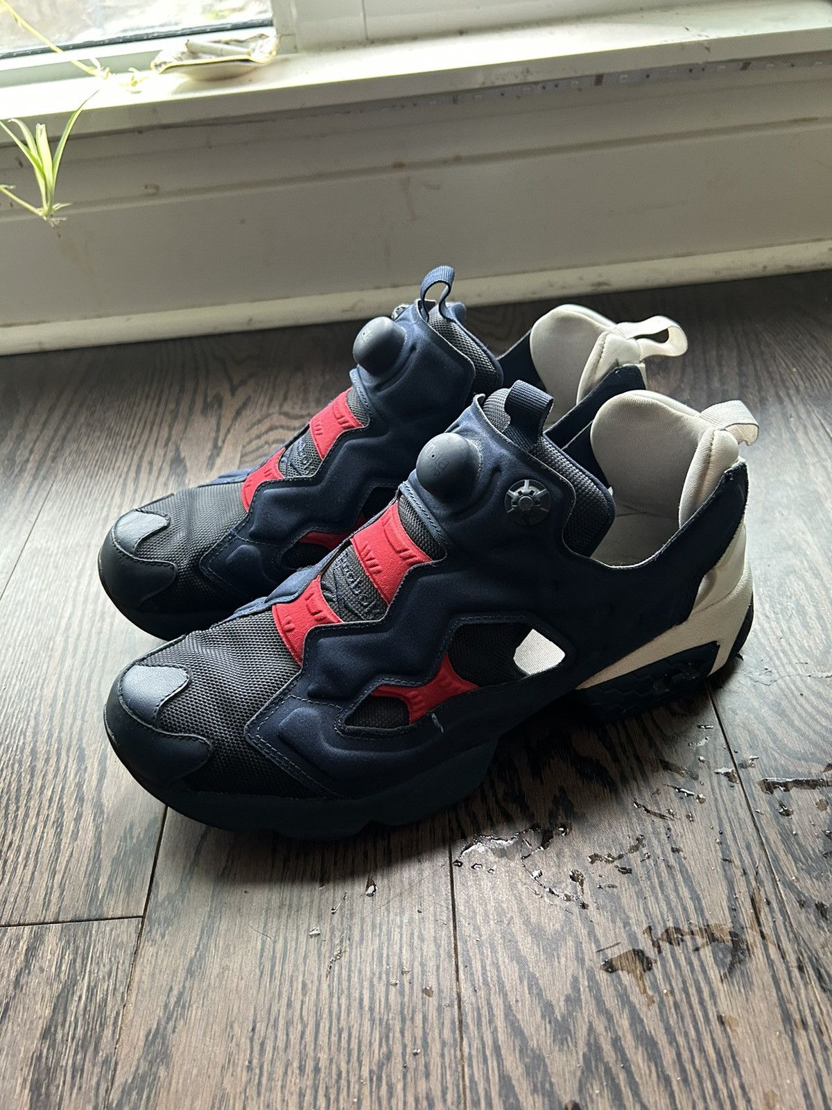 Reebok Instapump Fury Size US 10 / EU 43 - 3 Thumbnail