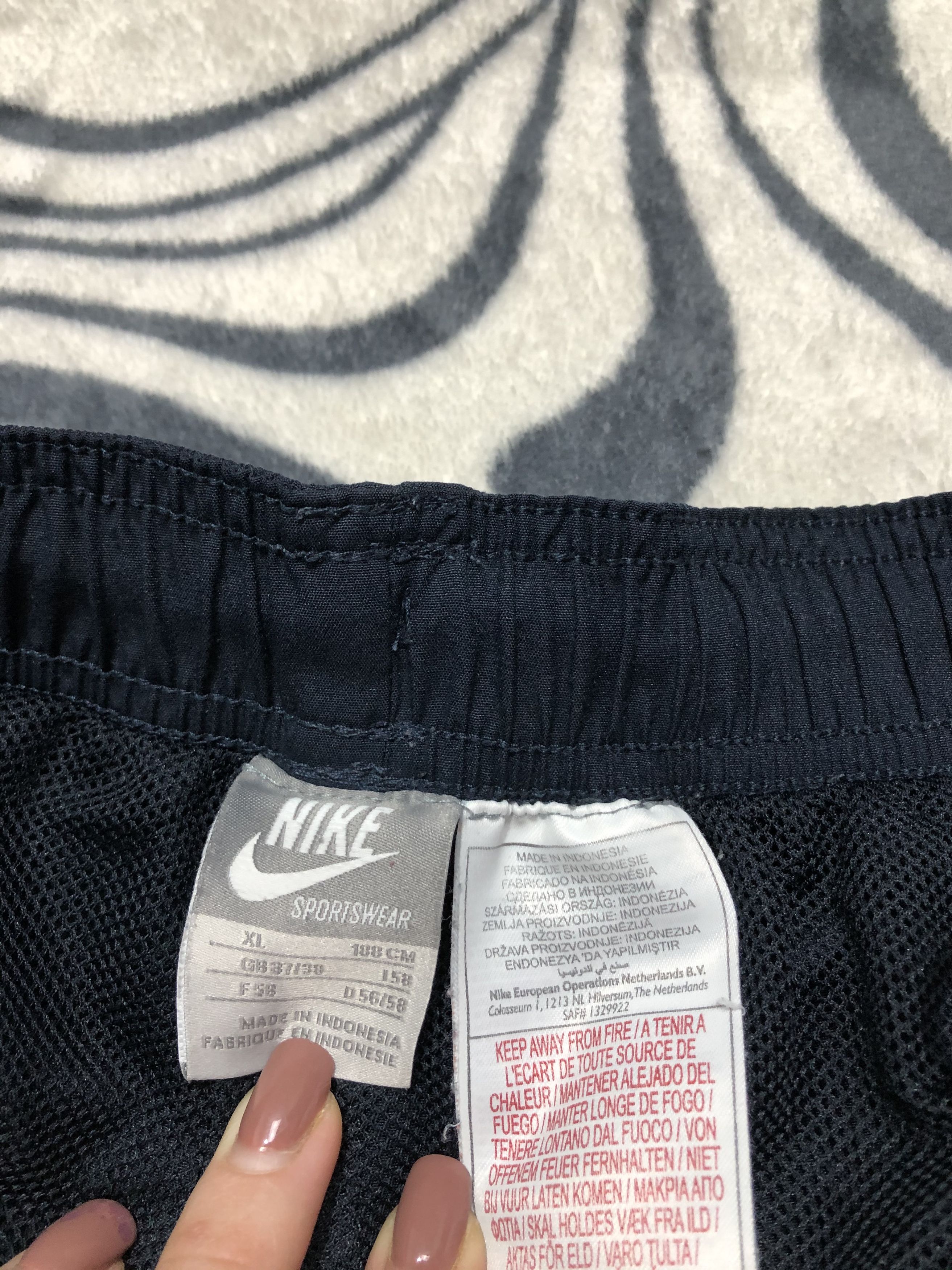 Nike Nike Vintage Mens Nylon Pants Y2K Size US 36 / EU 52 - 5 Thumbnail