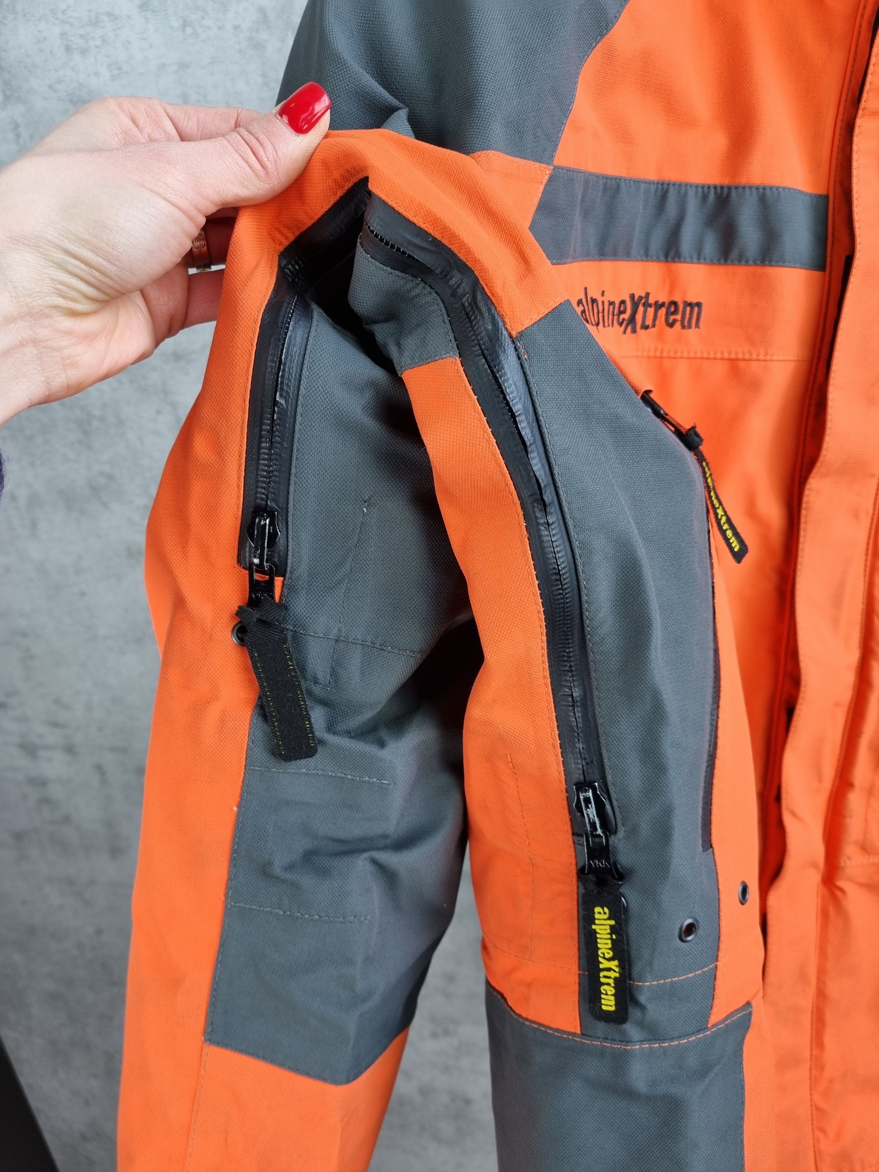 Goretex × Mountain Hardwear Salewa Goretex Alpine Extreme Jacket Size US M / EU 48-50 / 2 - 12 Thumbnail