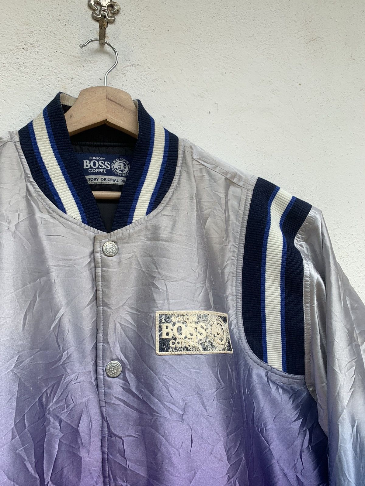 Japanese Brand SUNTORY BOSS COFFEE BIG LOGO SWEATER Size US M / EU 48-50 / 2 - 5 Thumbnail