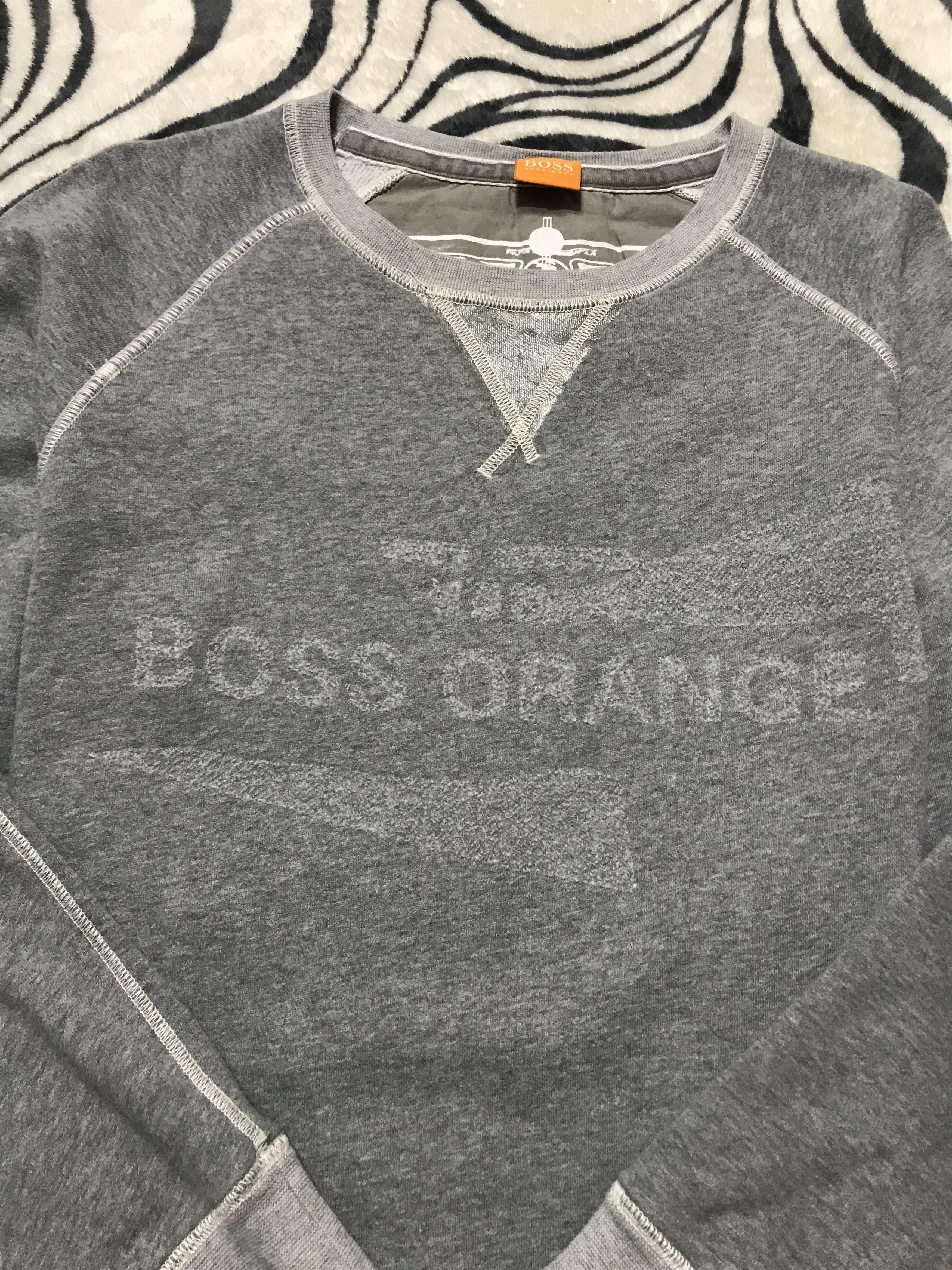 Hugo Boss × Vintage Hugo Boss Orange Mens Sweatshirt Size US L / EU 52-54 / 3 - 3 Thumbnail
