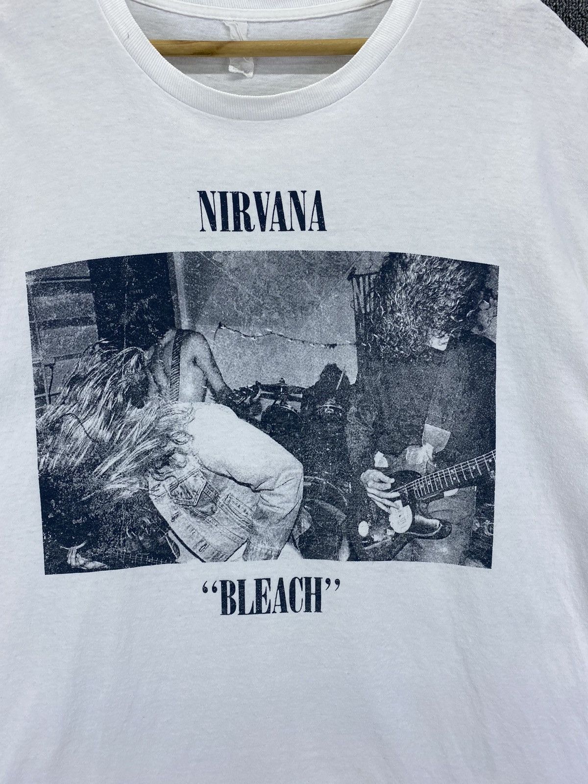 Band Tees Vintage Nirvana Y2K Bleach Sub Pop Rock Band Tees T Shirts Size US XL / EU 56 / 4 - 6 Thumbnail
