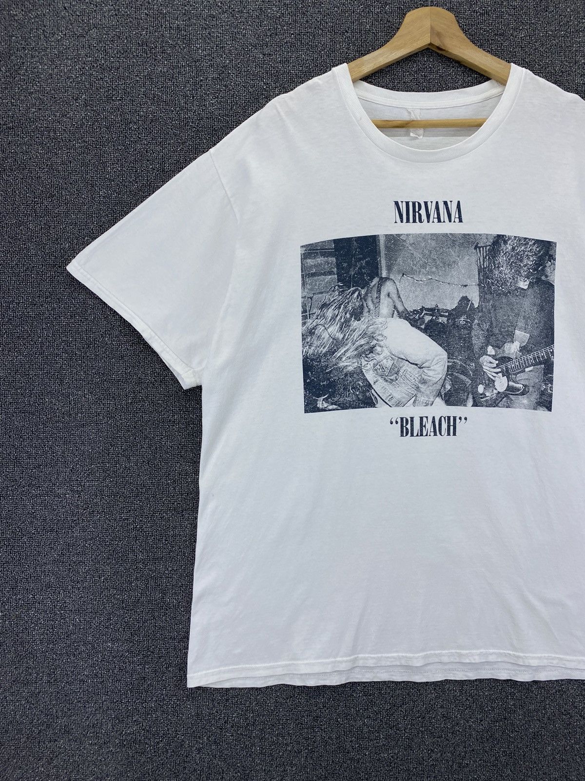 Band Tees Vintage Nirvana Y2K Bleach Sub Pop Rock Band Tees T Shirts Size US XL / EU 56 / 4 - 3 Thumbnail