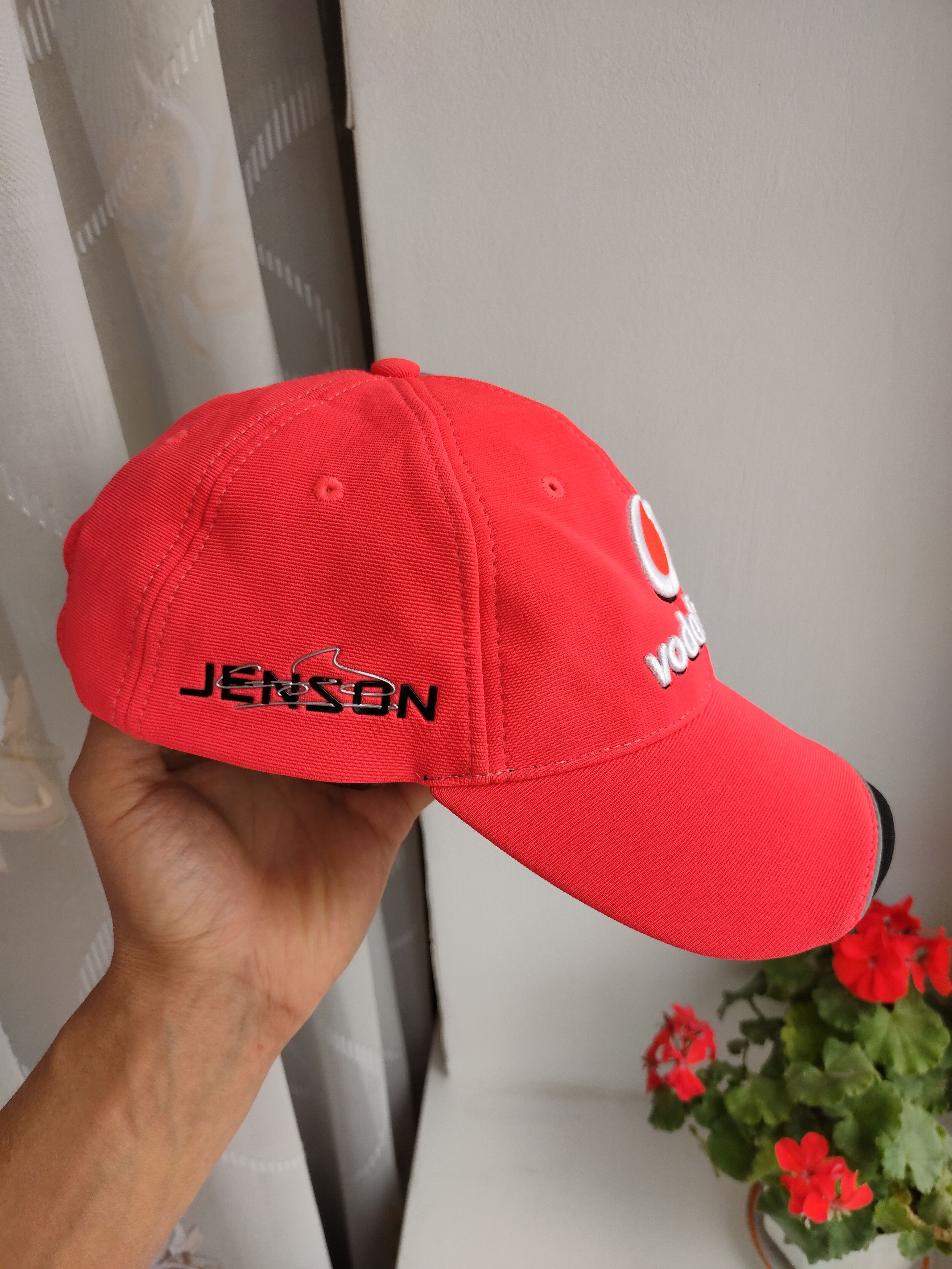Formula 1 McLaren Mercedes Jenson Button F1 formula 1 vintage cap hat Size ONE SIZE - 6 Thumbnail