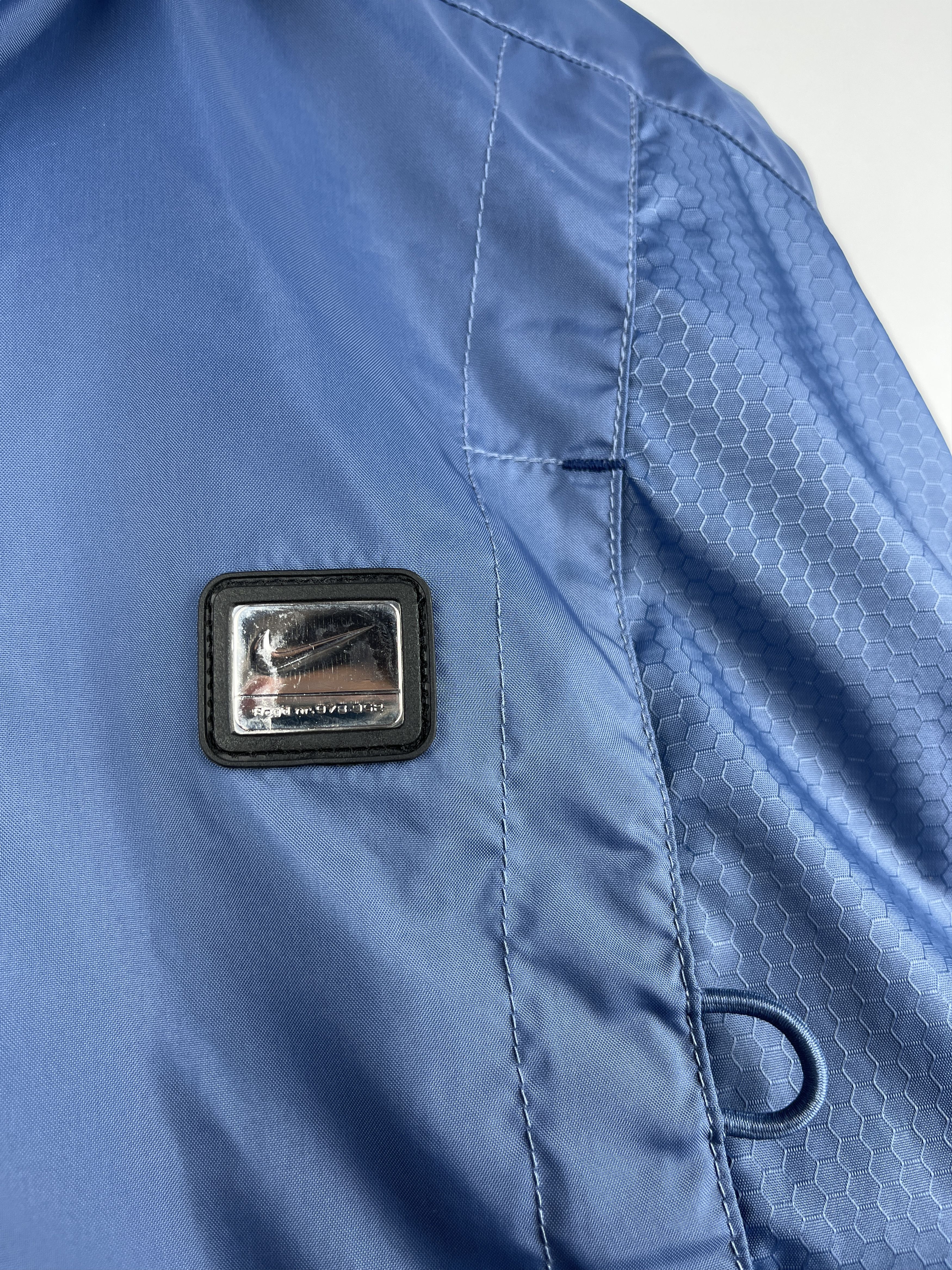 Nike × Vintage 00's Nike Vintage Small Swoosh Nylon Windbreaker Jacket Size US S / EU 44-46 / 1 - 4 Thumbnail