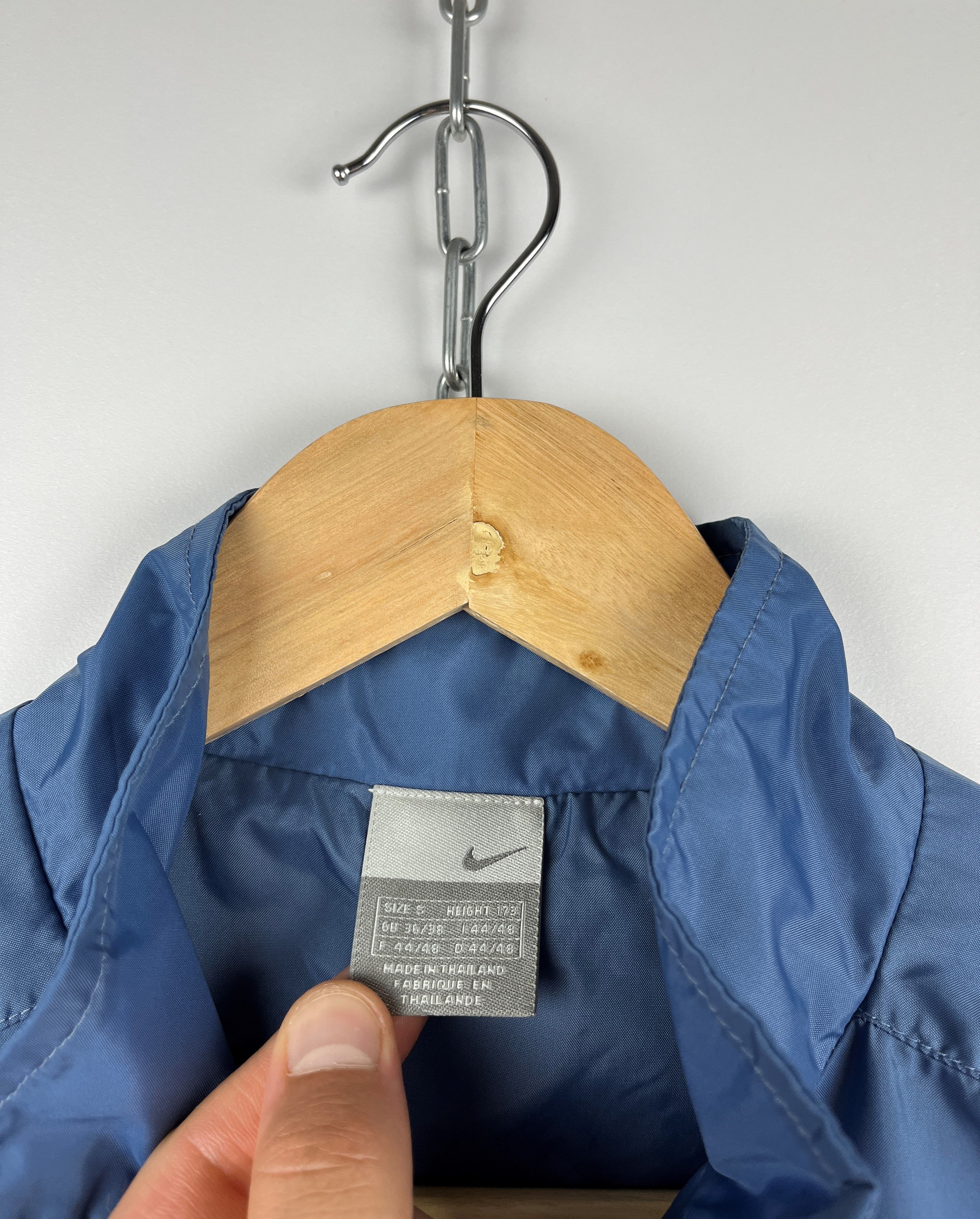 Nike × Vintage 00's Nike Vintage Small Swoosh Nylon Windbreaker Jacket Size US S / EU 44-46 / 1 - 5 Thumbnail