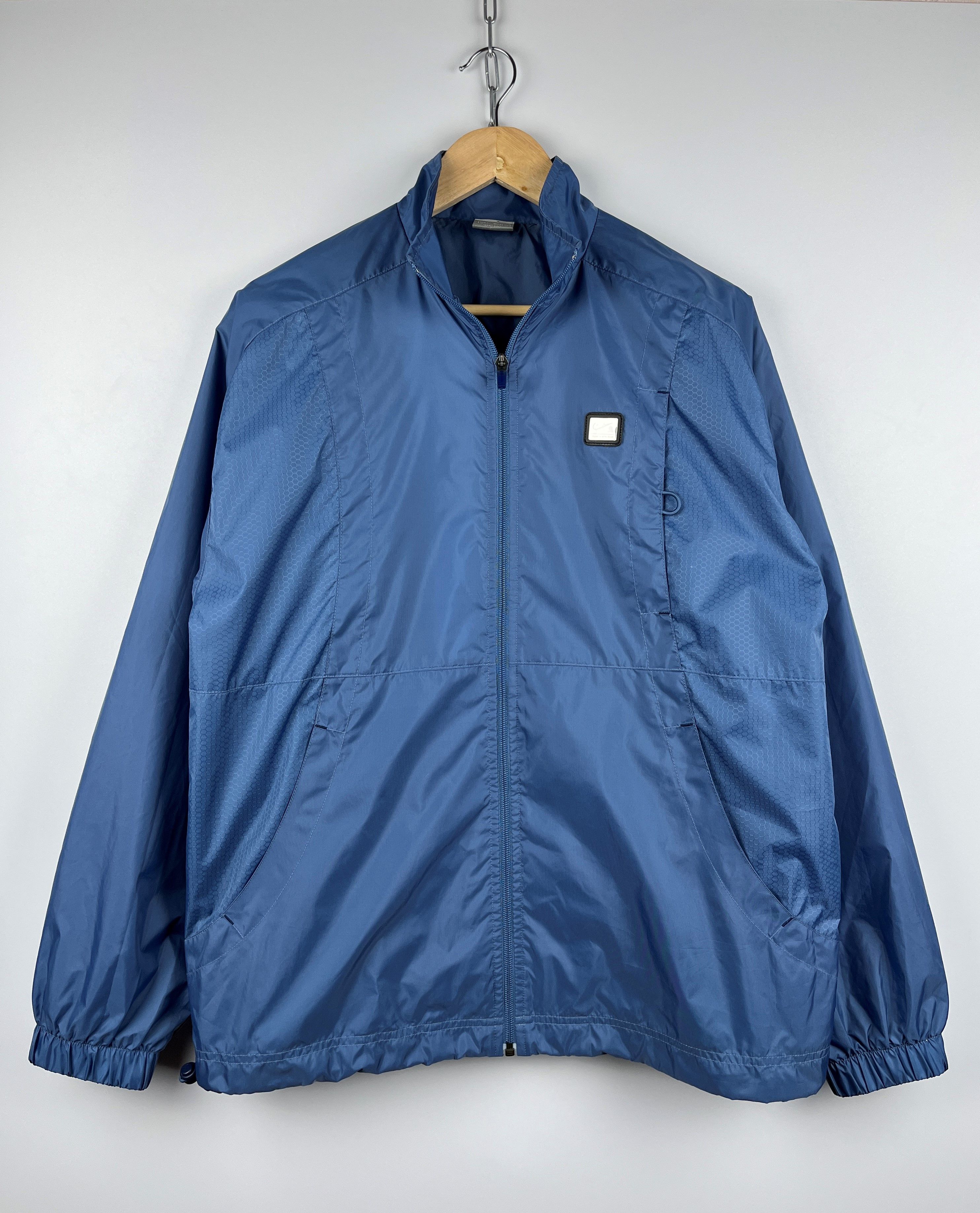 Nike × Vintage 00's Nike Vintage Small Swoosh Nylon Windbreaker Jacket Size US S / EU 44-46 / 1 - 1 Thumbnail