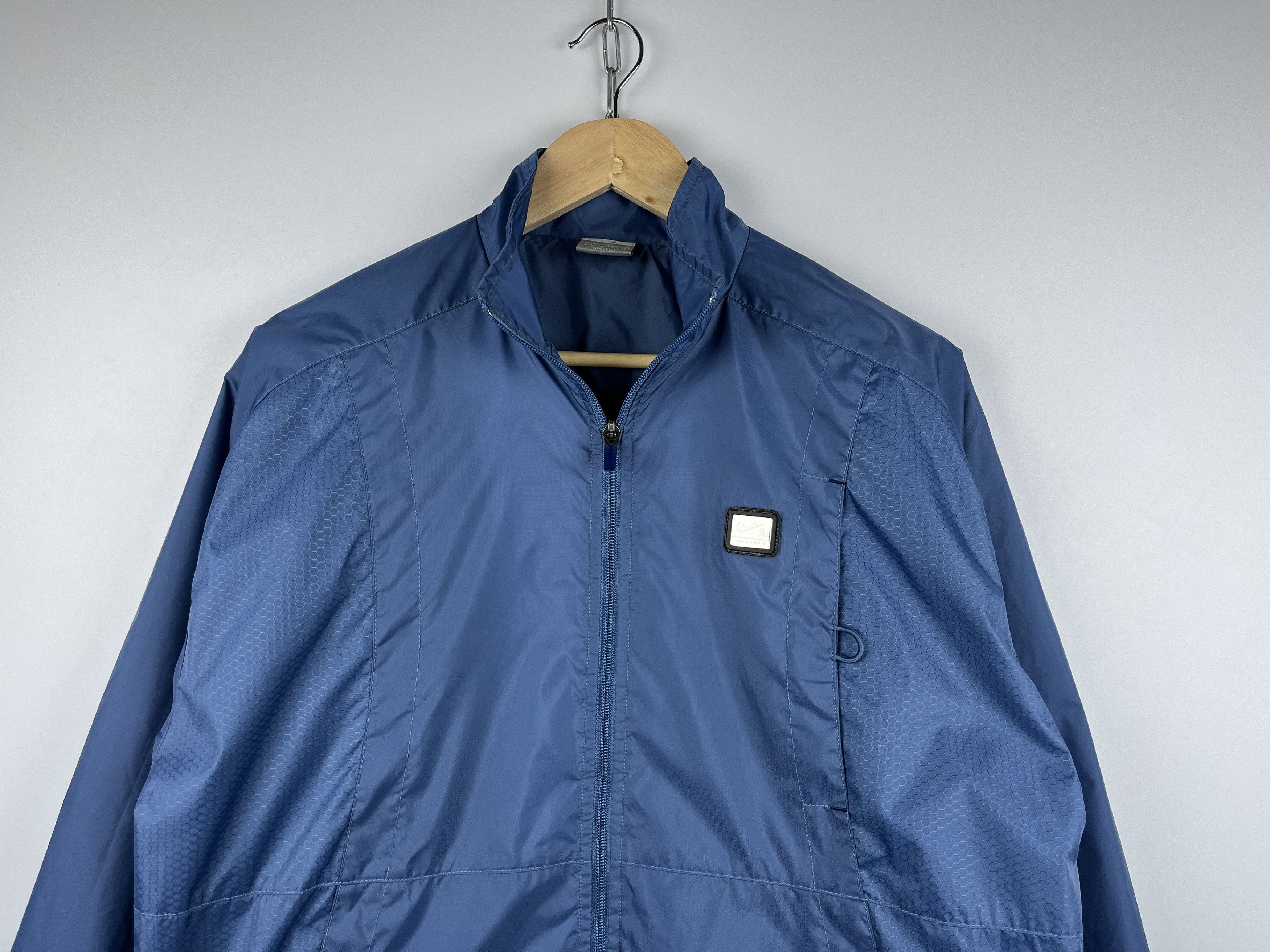 Nike × Vintage 00's Nike Vintage Small Swoosh Nylon Windbreaker Jacket Size US S / EU 44-46 / 1 - 2 Thumbnail