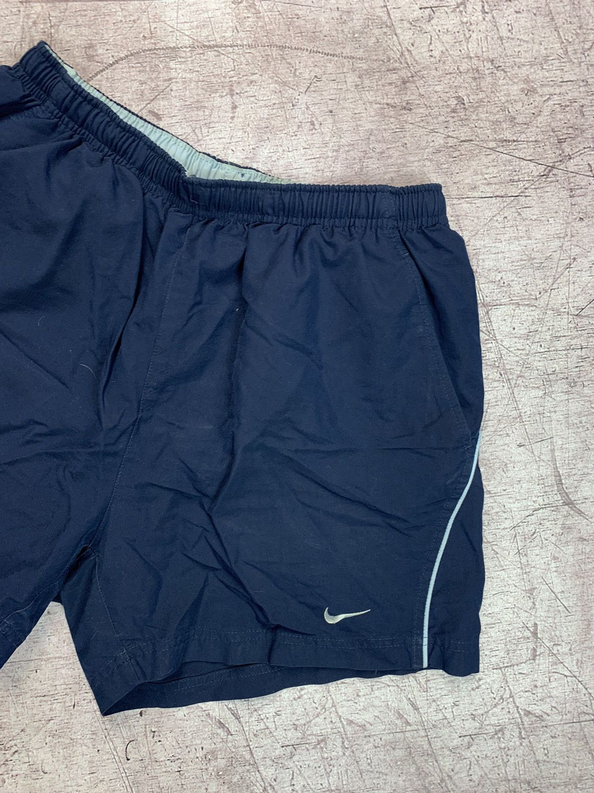 Nike × Vintage Nike Vintage Mens Nylon Shorts Size US 32 / EU 48 - 6 Thumbnail