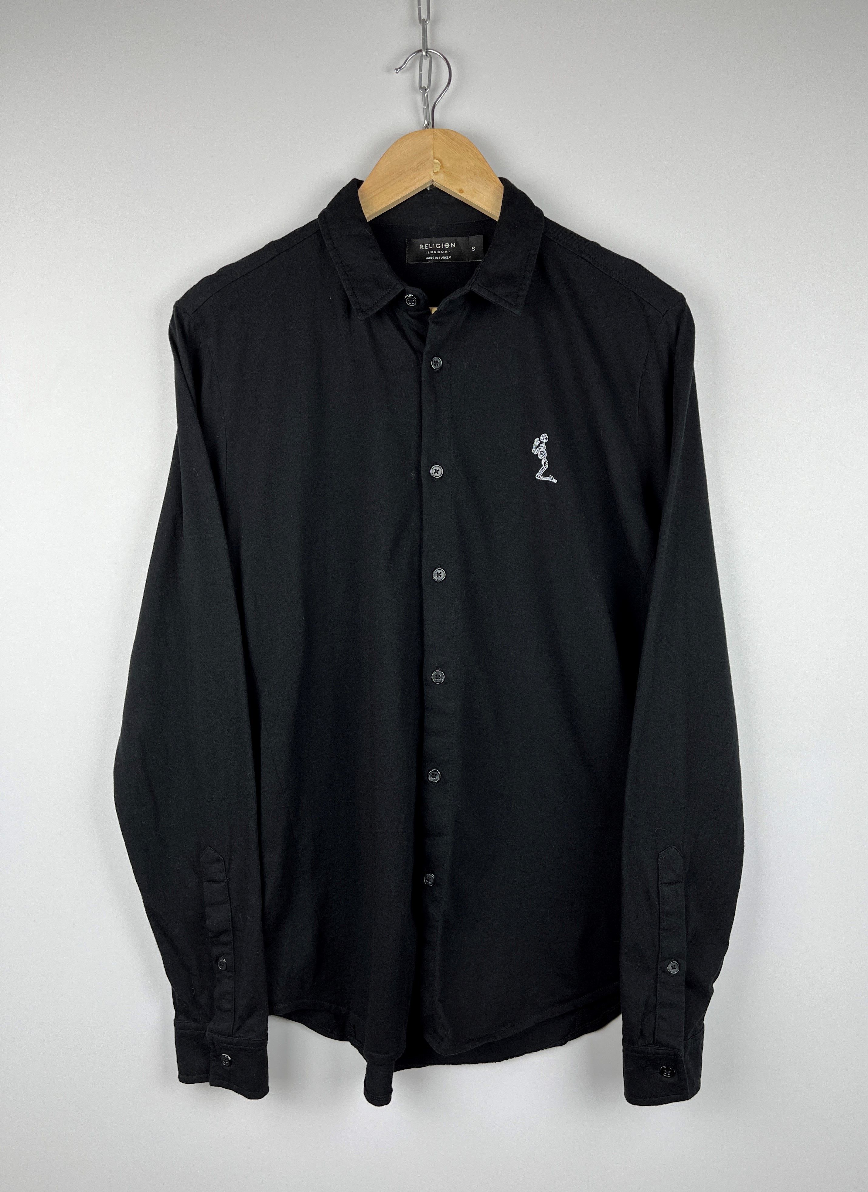 Other Religion Button Down Long Sleeve Shirt Size US S / EU 44-46 / 1 - 6 Thumbnail