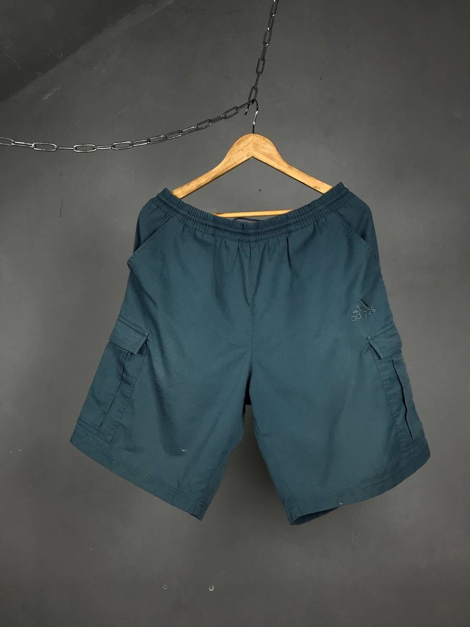 Adidas × Vintage Adidas vintage streetwear cargo shorts Size US 32 / EU 48 - 1 Thumbnail