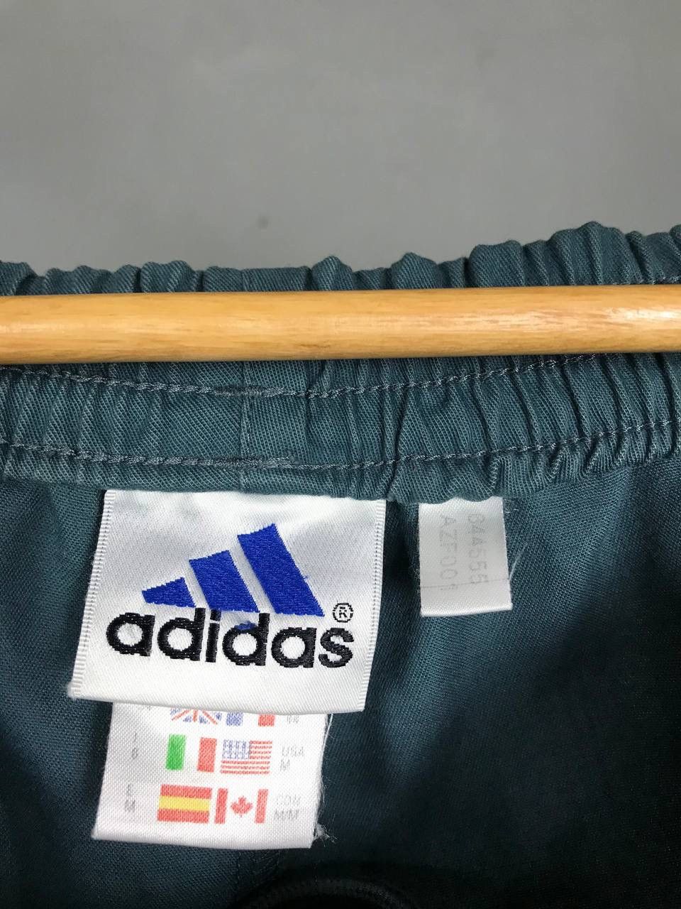 Adidas × Vintage Adidas vintage streetwear cargo shorts Size US 32 / EU 48 - 2 Thumbnail