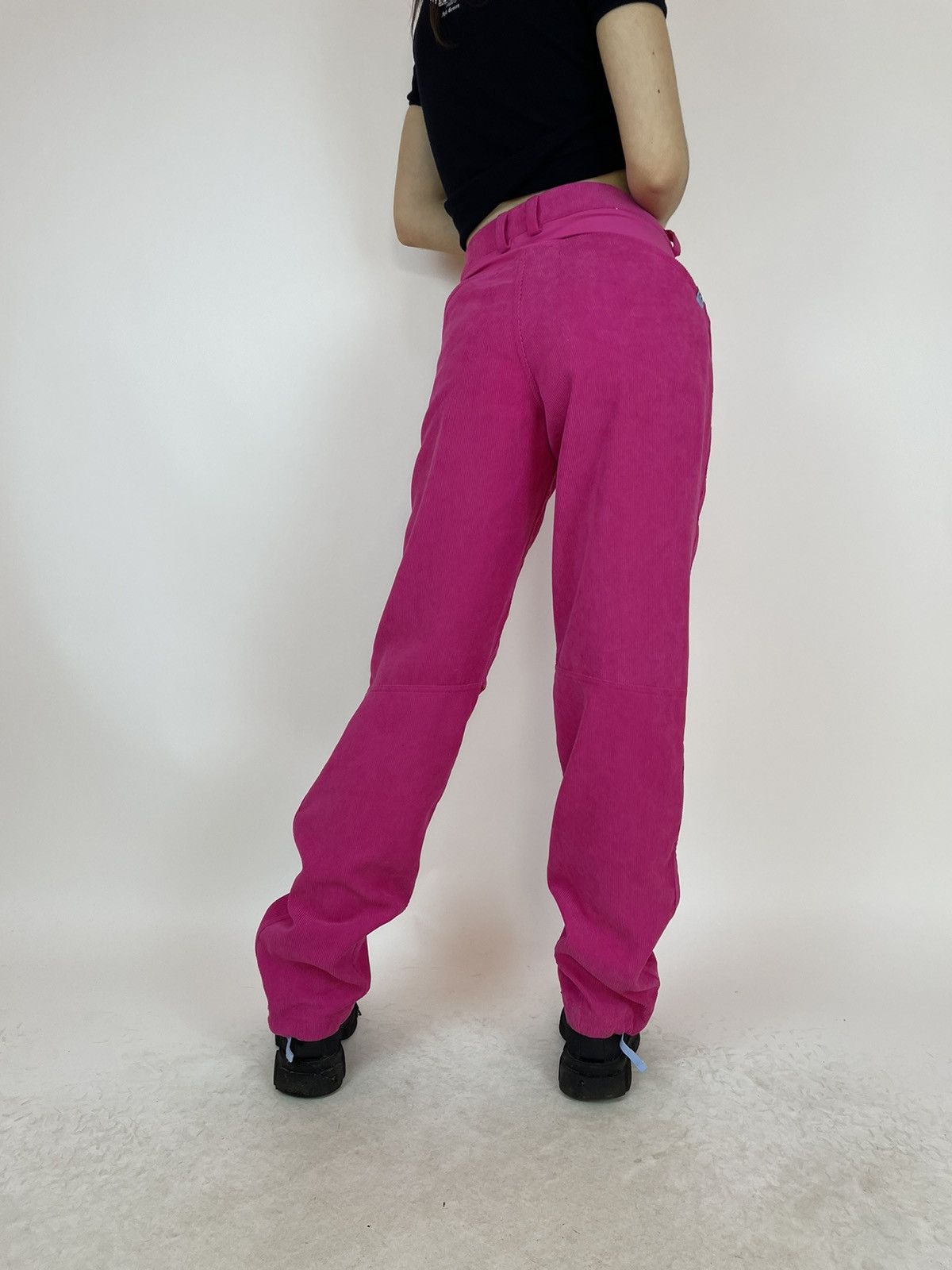 Haglofs HAGLOFS Women's Mid Trail pink velvet hiking pants size 40 Size 28" / US 6 / IT 42 - 3 Thumbnail