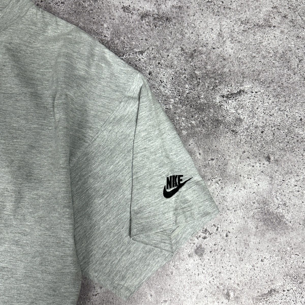 Vintage Vintage 00s Nike Premier Big Swoosh embroidered tee y2k hype Size US L / EU 52-54 / 3 - 4 Thumbnail