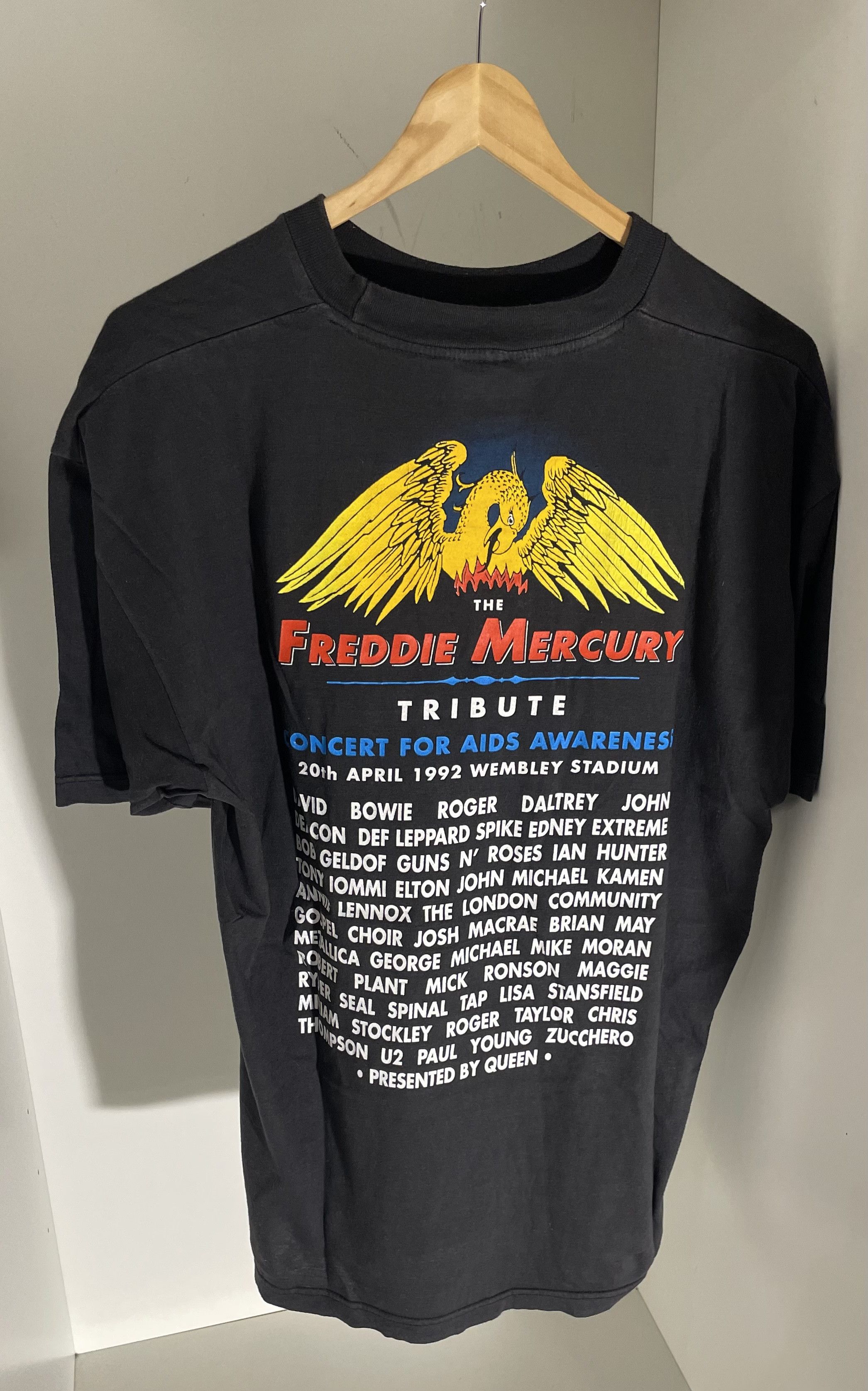 Band Tees Vintage Freddie Mercury Queen 1992 Tribute Uk Concert tee Size US XL / EU 56 / 4 - 4 Thumbnail