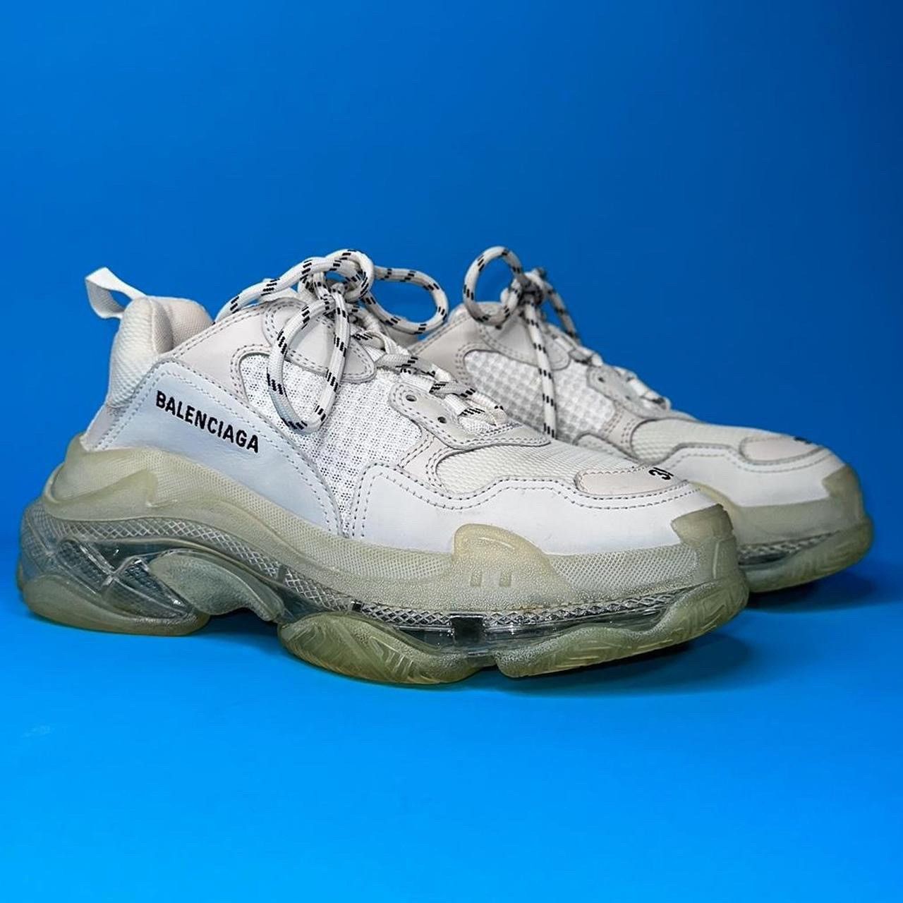 Balenciaga triple s clear sole womens best sale