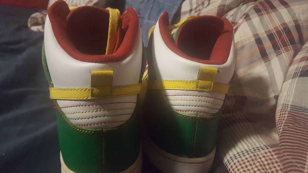 rasta sb dunks