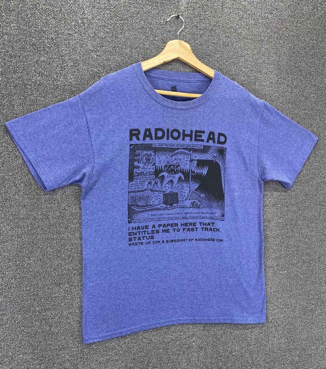 Band Tees × Vintage Radiohead Stanley Donwood 2000 Punk Rock Band Tees T Shirts Size US M / EU 48-50 / 2 - 2 Thumbnail