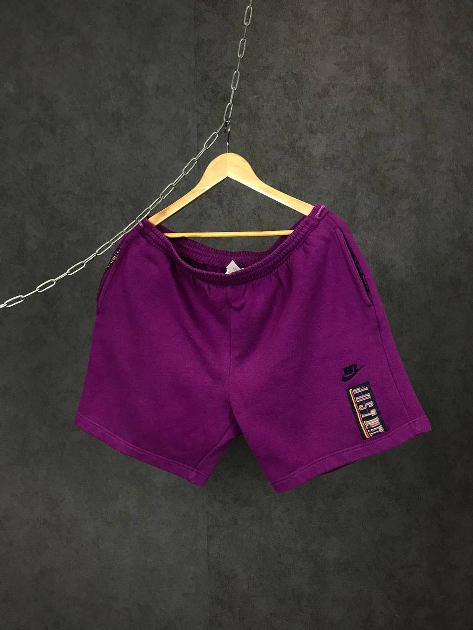 Nike Nike Just do it swoosh vintage streetwear shorts Size US 36 / EU 52 - 1 Thumbnail