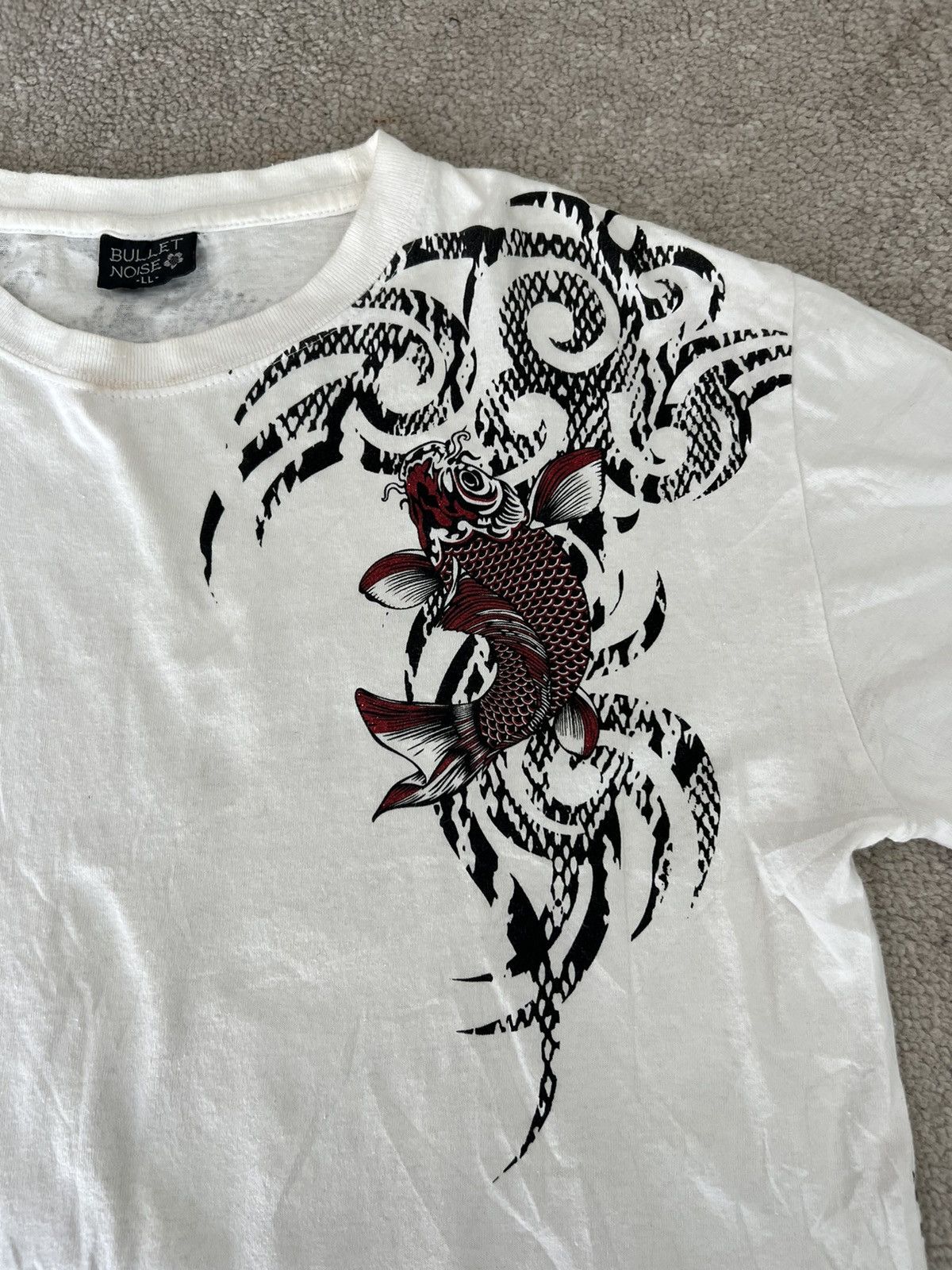 Japanese Brand Bullet noise koi fish big print Size US L / EU 52-54 / 3 - 4 Thumbnail