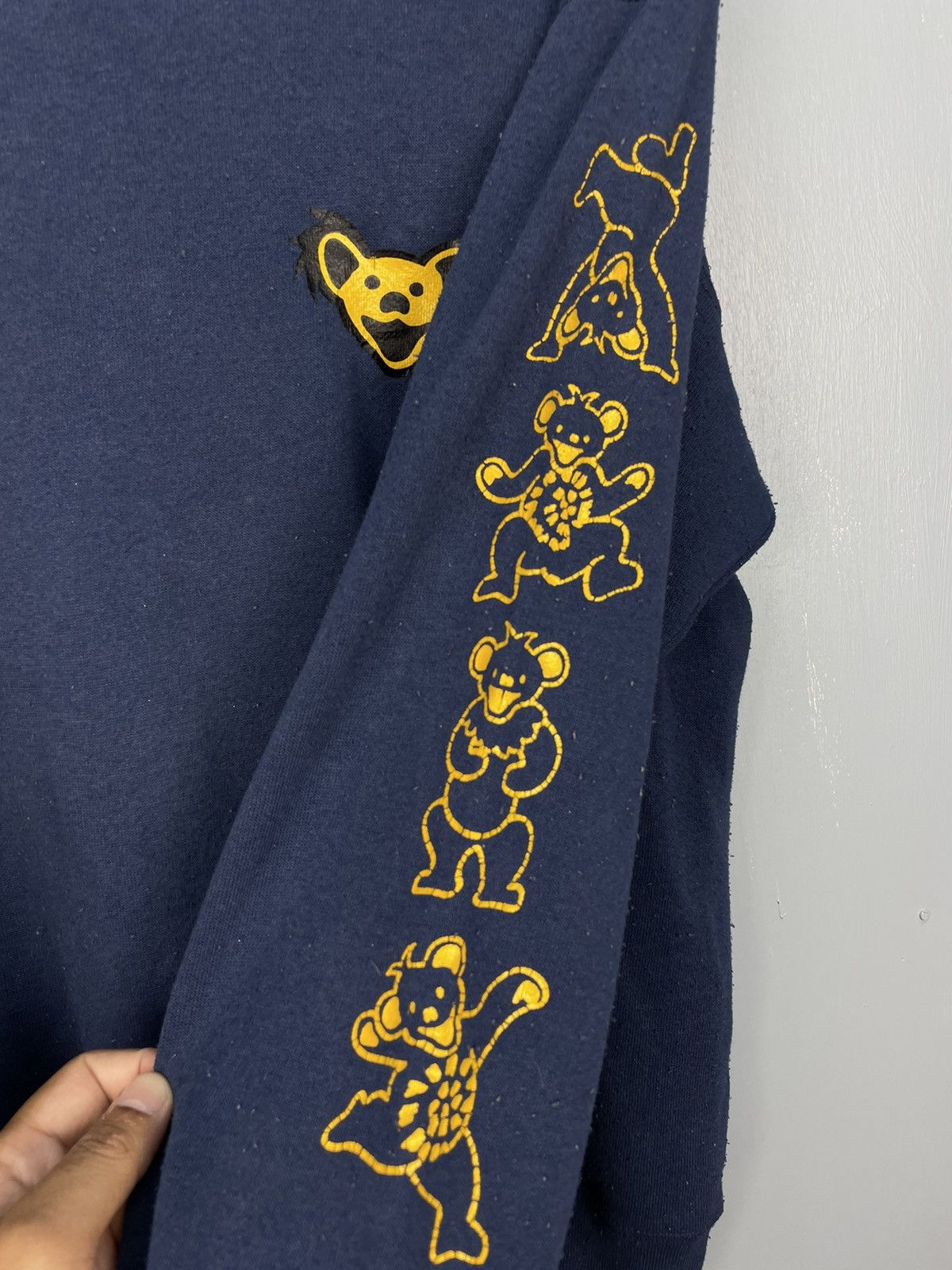Band Tees Vintage 90s Peace logo grateful dead design bear sweatshirt Size US M / EU 48-50 / 2 - 5 Thumbnail
