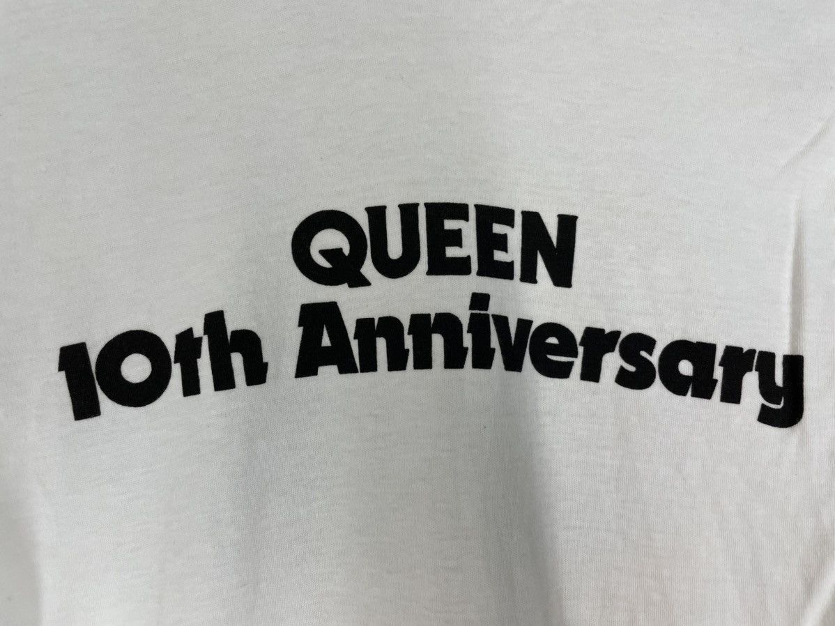 Band Tees × Vintage Vintage 80s Queen hot space 10th anniversary rock band tee Size US XS / EU 42 / 0 - 5 Thumbnail
