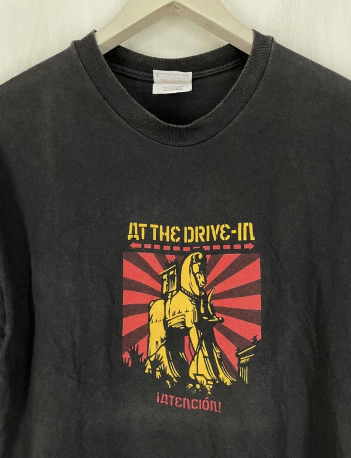 Band Tees Vintage 90s At the Drive-In !atencion! band tee Size US M / EU 48-50 / 2 - 3 Thumbnail