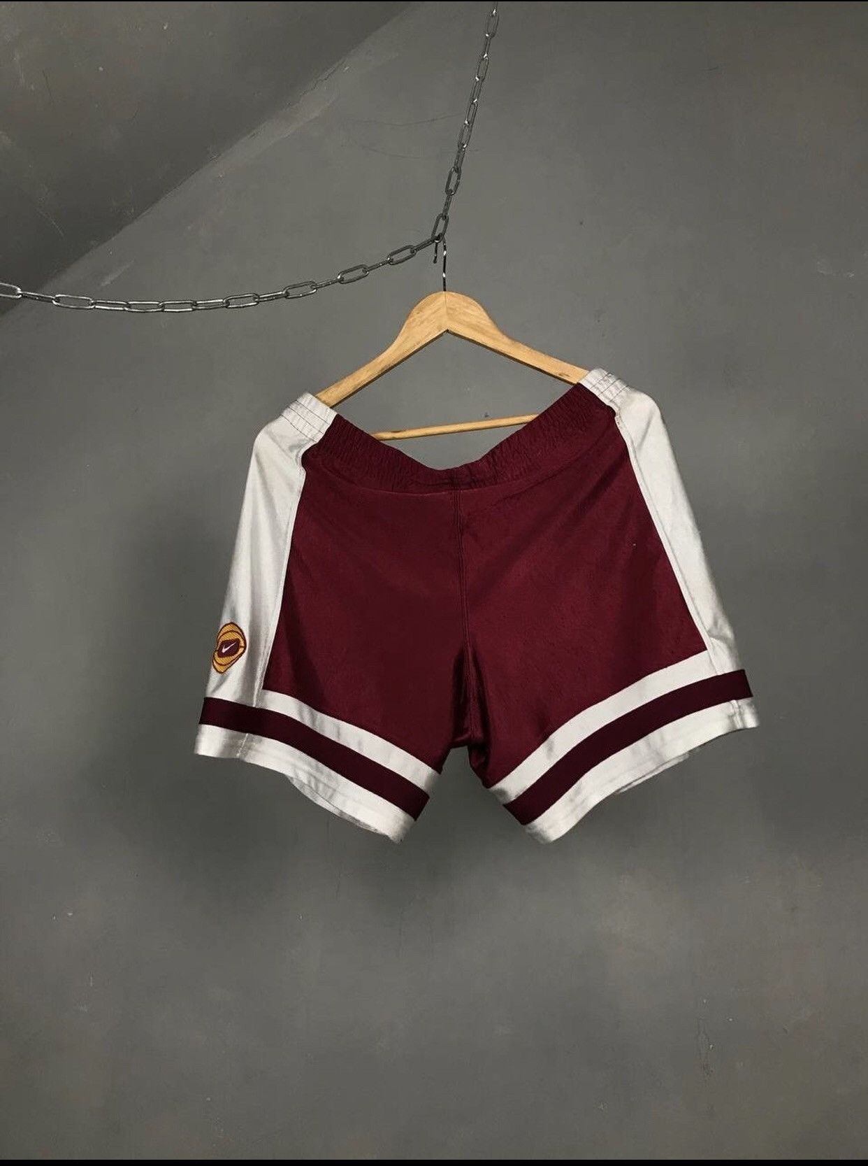 Nike × Vintage Nike swoosh streetwear vintage shorts Size US 36 / EU 52 - 1 Thumbnail