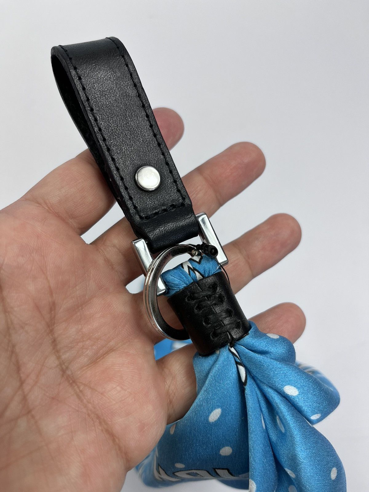 Amiri AMIRI HOLLYWOOD POLKA SILK BANDANA KEY FOB RING ONE SIZE Size ONE SIZE - 7 Thumbnail