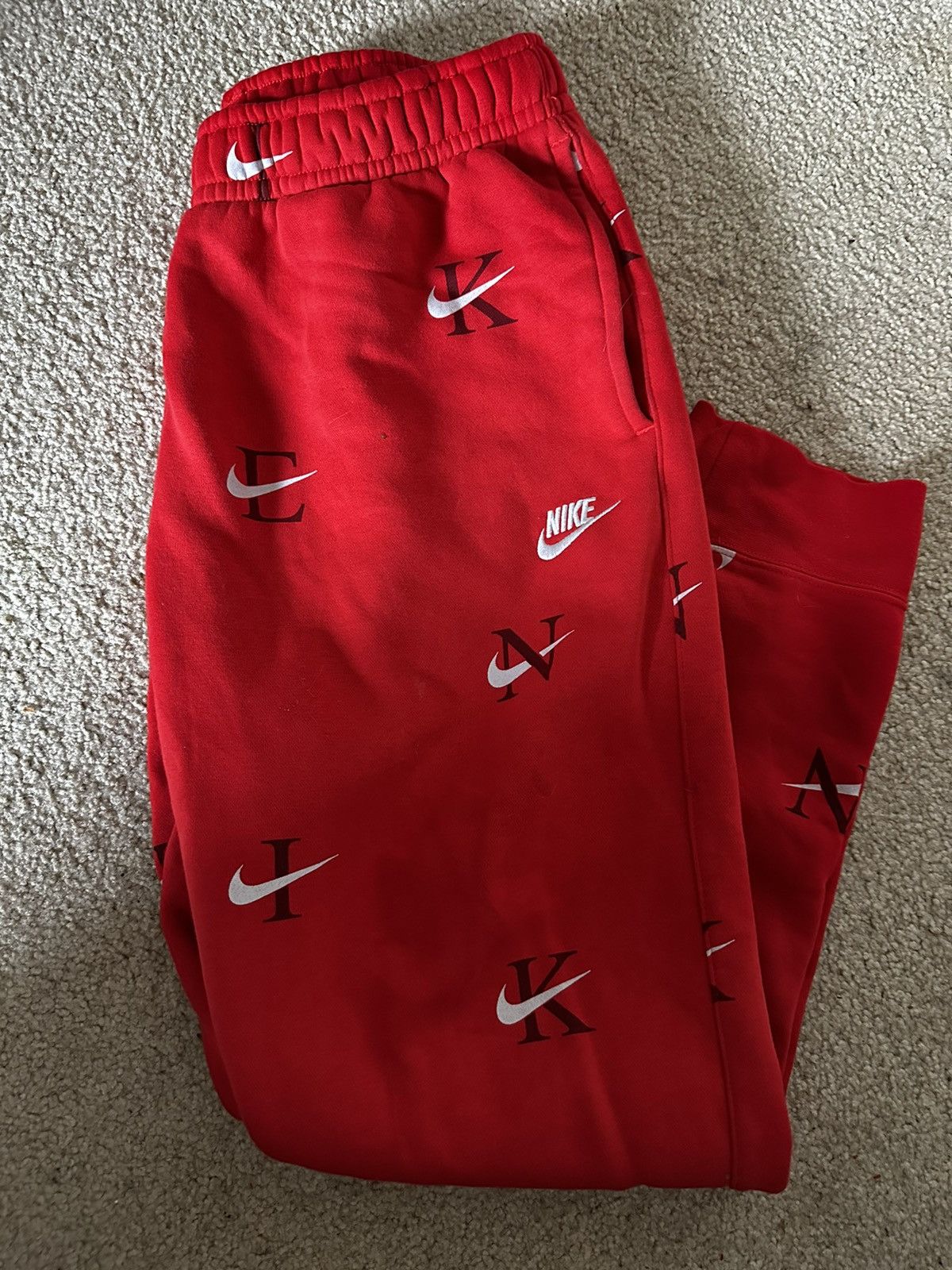 charcoal nike sweatpants