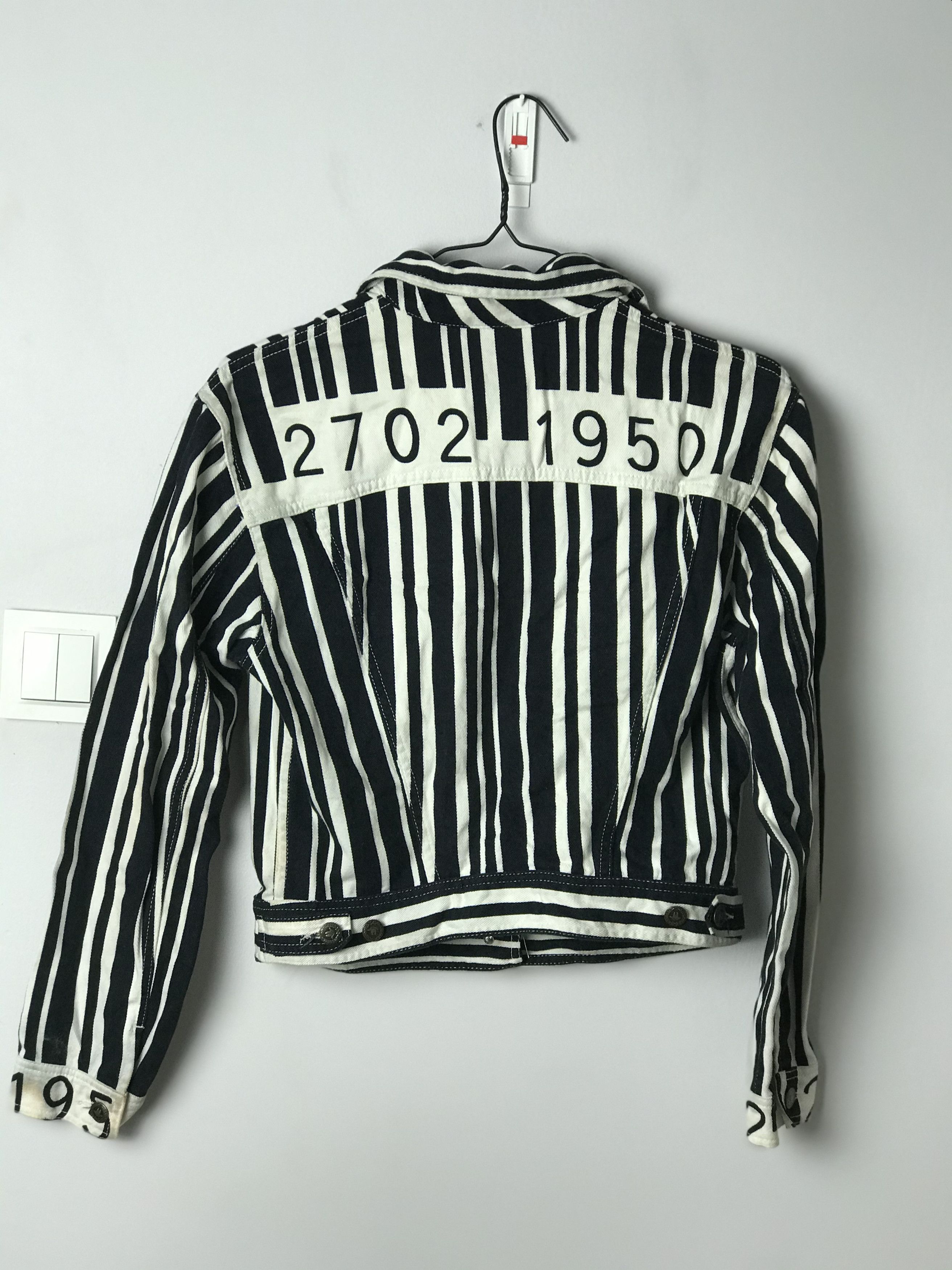 MOSCHINO JEANS 1990s denim jacket