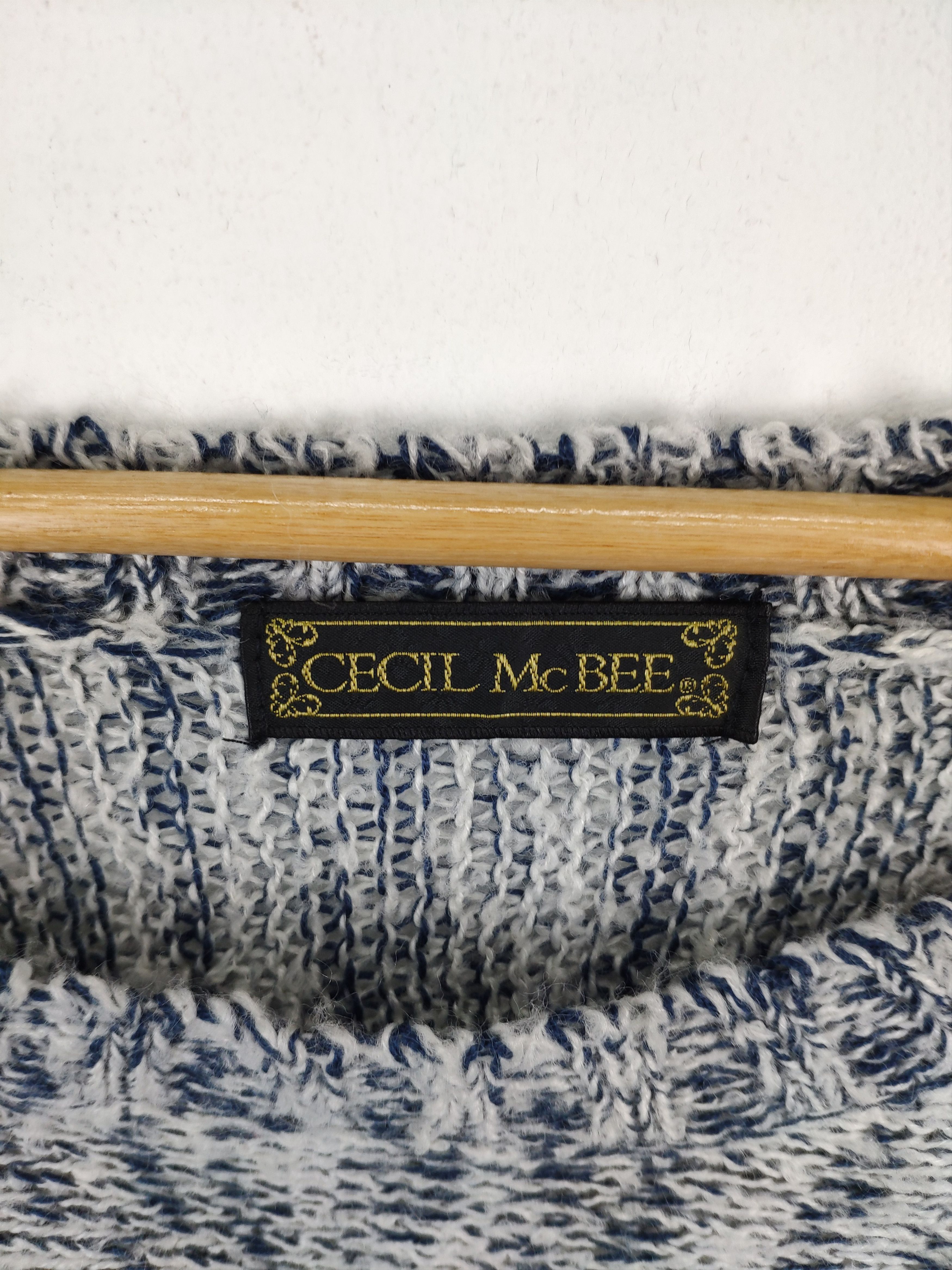 Aran Isles Knitwear × Designer Cecil Mc Bee Knit Poncho Cropped Fishnet Size M / US 6-8 / IT 42-44 - 3 Thumbnail